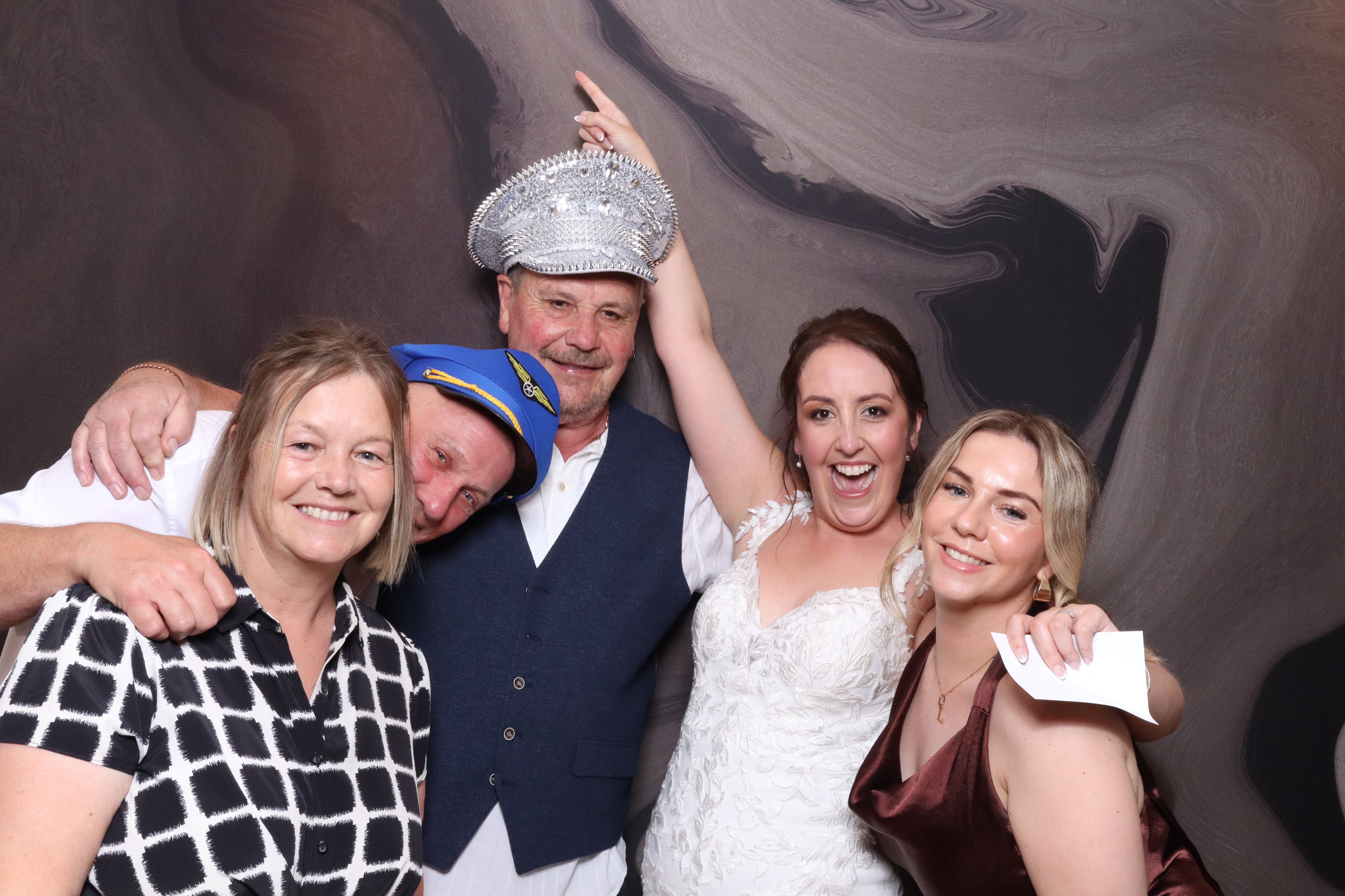 Mr & Mrs Fenney  | View more photos from the event at gallery.magicimages.uk/u/MagicImages/Mr-Mrs-Fenney