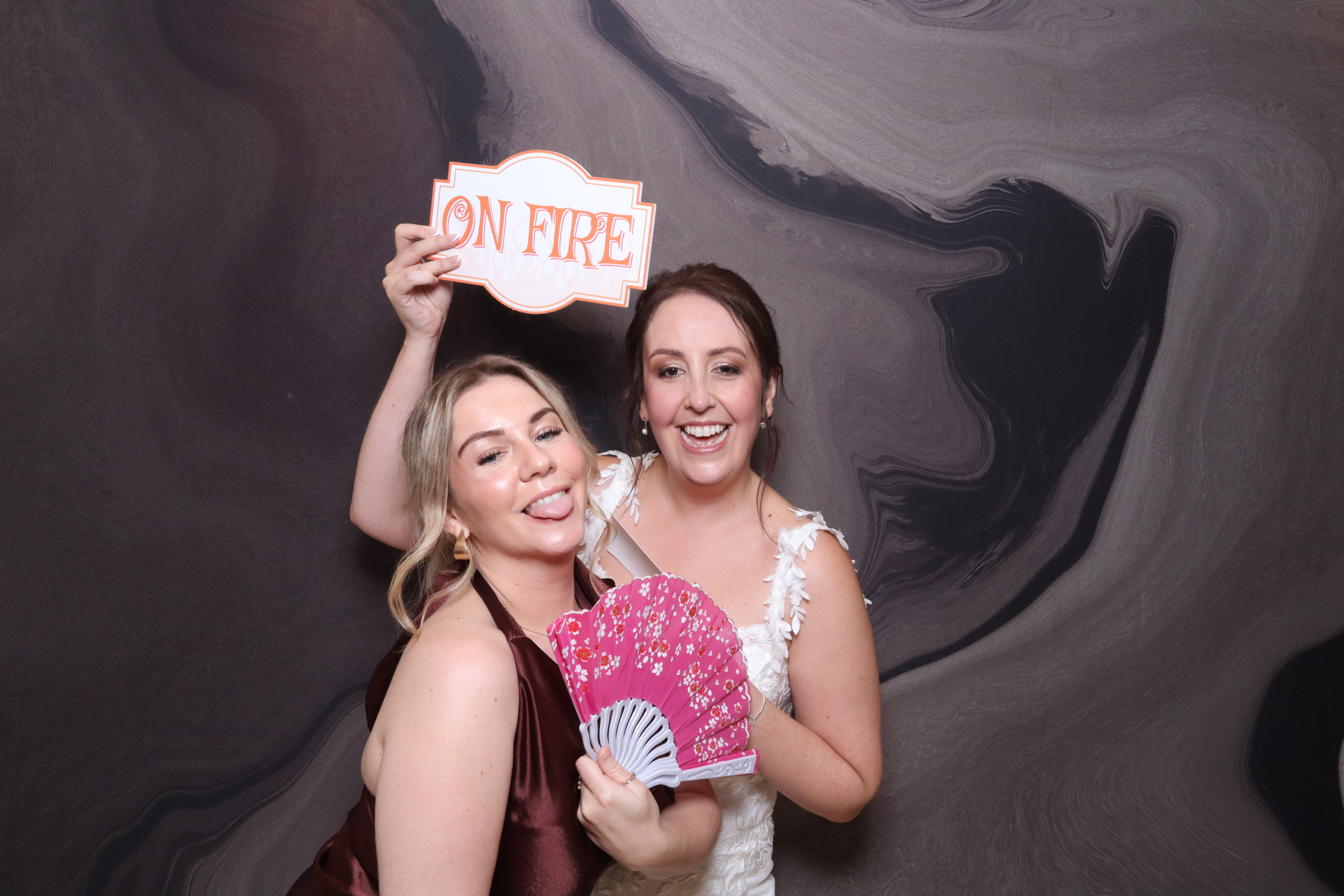 Mr & Mrs Fenney  | View more photos from the event at gallery.magicimages.uk/u/MagicImages/Mr-Mrs-Fenney
