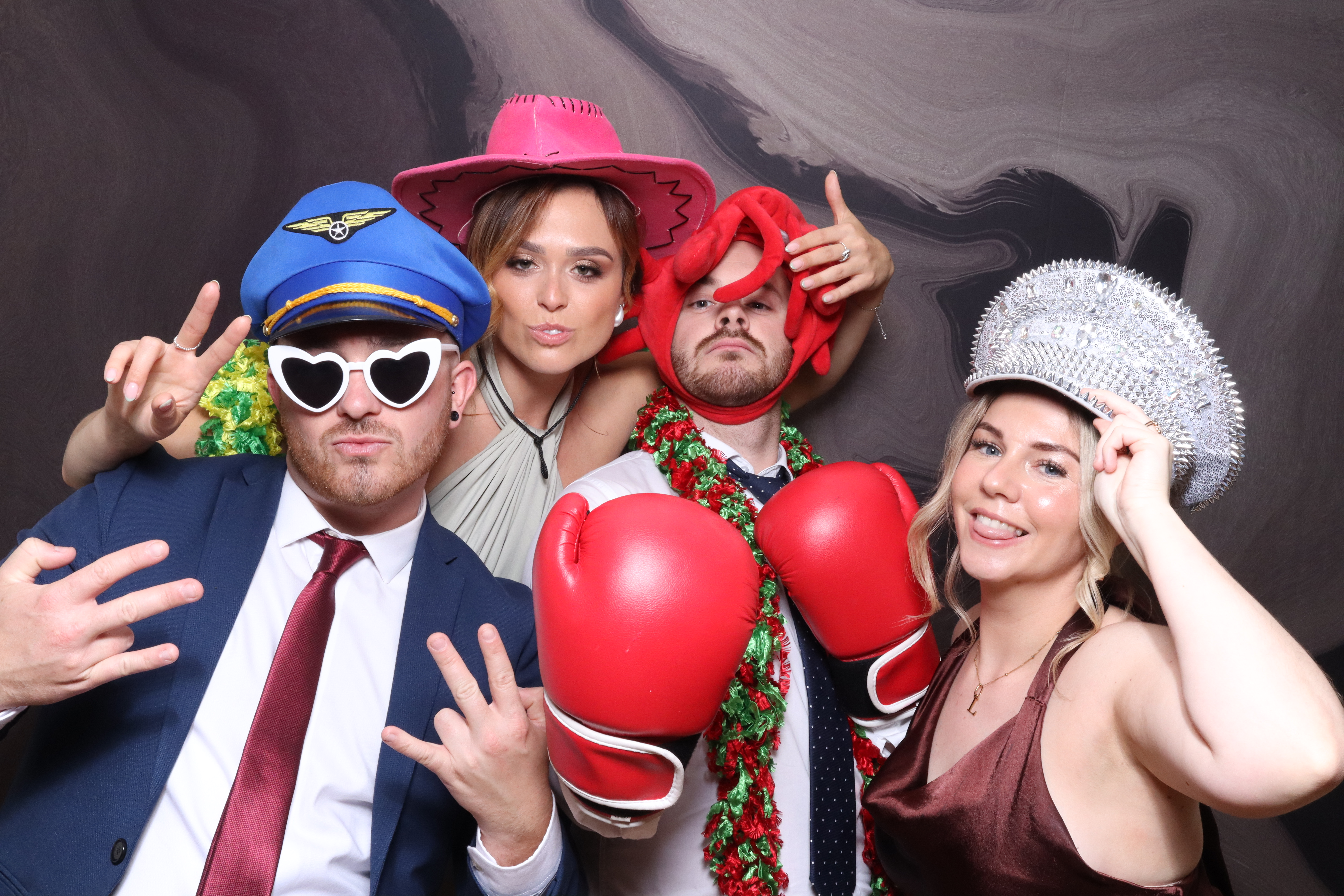 Mr & Mrs Fenney  | View more photos from the event at gallery.magicimages.uk/u/MagicImages/Mr-Mrs-Fenney