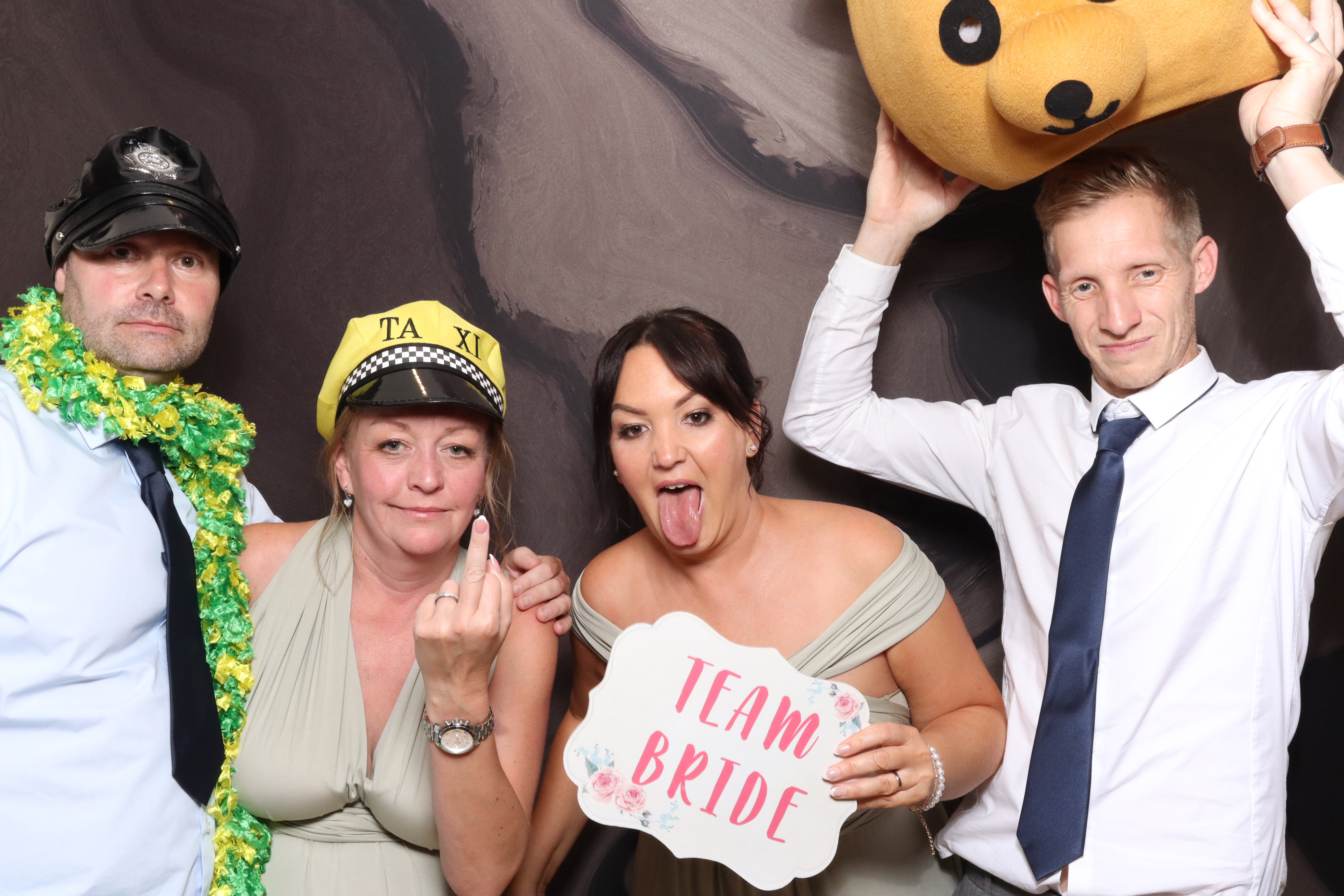 Mr & Mrs Fenney  | View more photos from the event at gallery.magicimages.uk/u/MagicImages/Mr-Mrs-Fenney
