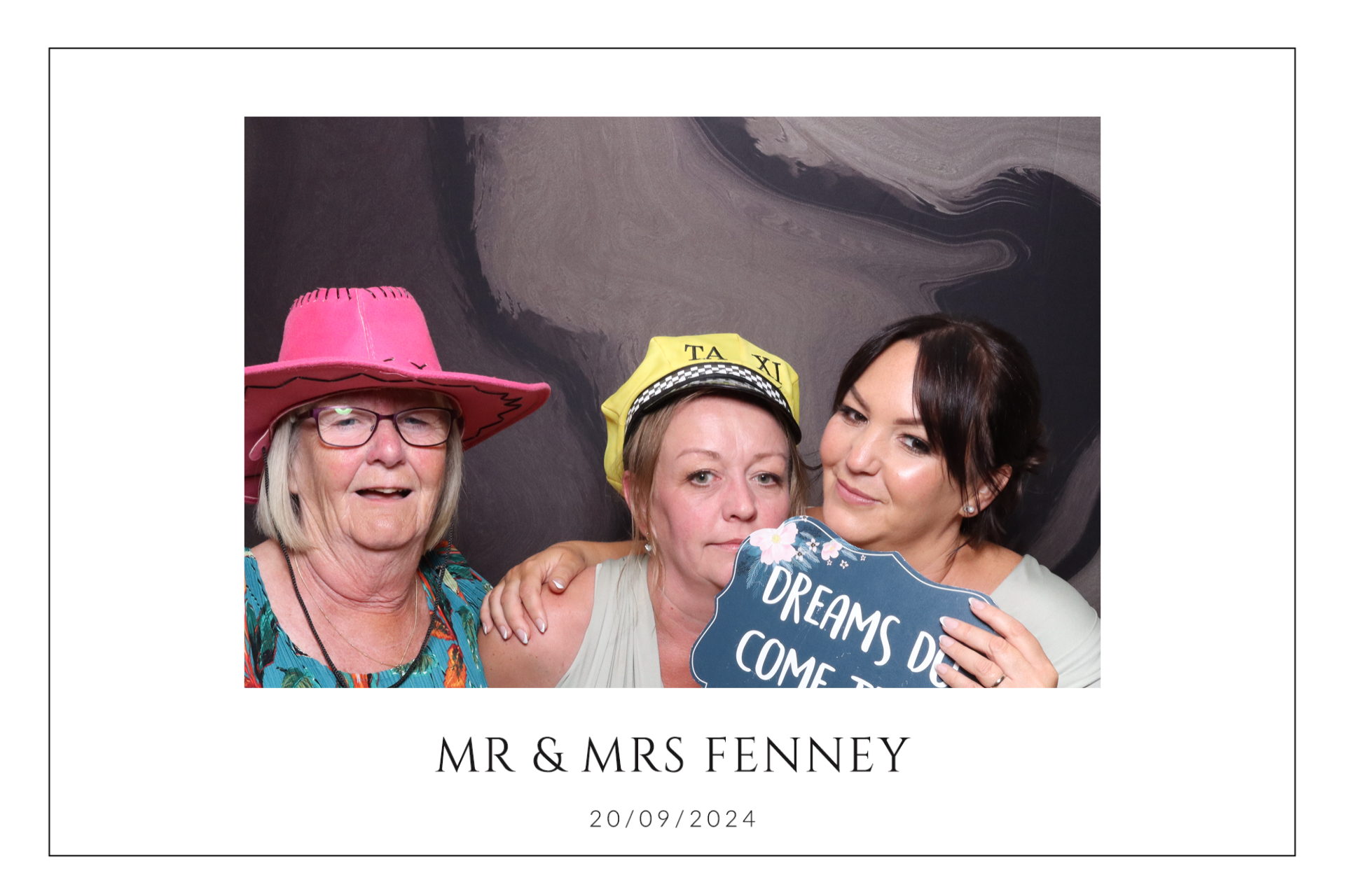 Mr & Mrs Fenney  | View more photos from the event at gallery.magicimages.uk/u/MagicImages/Mr-Mrs-Fenney