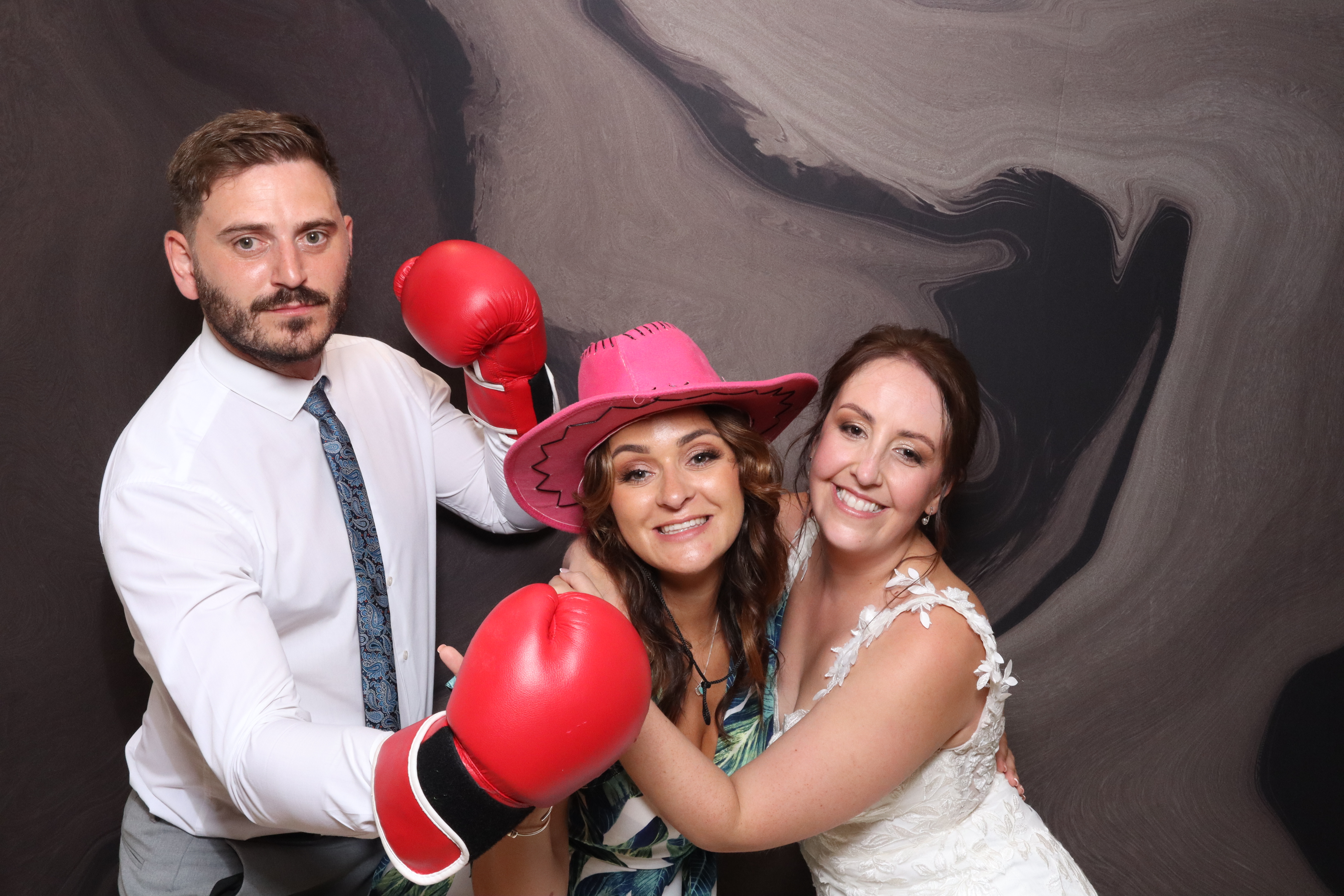 Mr & Mrs Fenney  | View more photos from the event at gallery.magicimages.uk/u/MagicImages/Mr-Mrs-Fenney