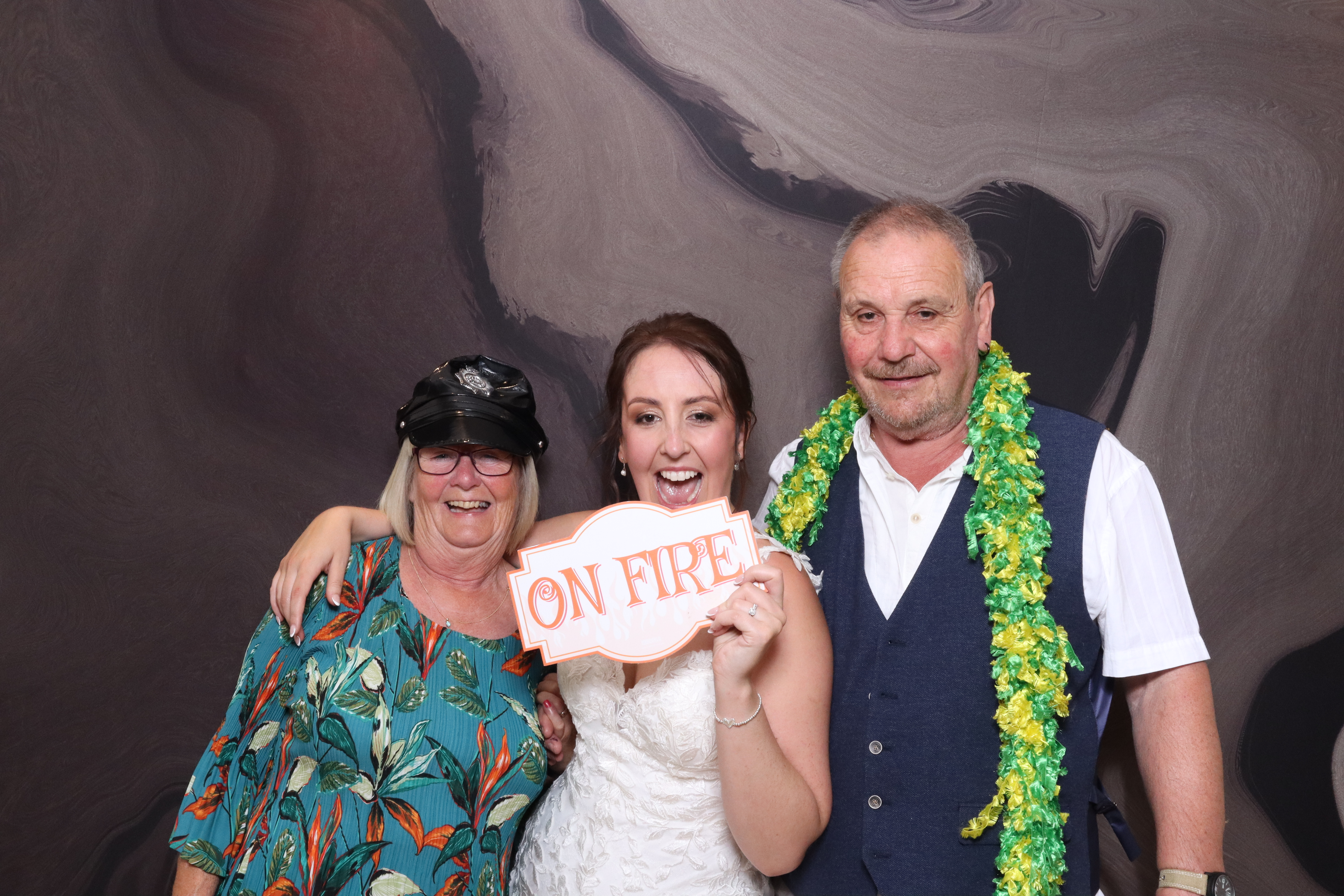 Mr & Mrs Fenney  | View more photos from the event at gallery.magicimages.uk/u/MagicImages/Mr-Mrs-Fenney