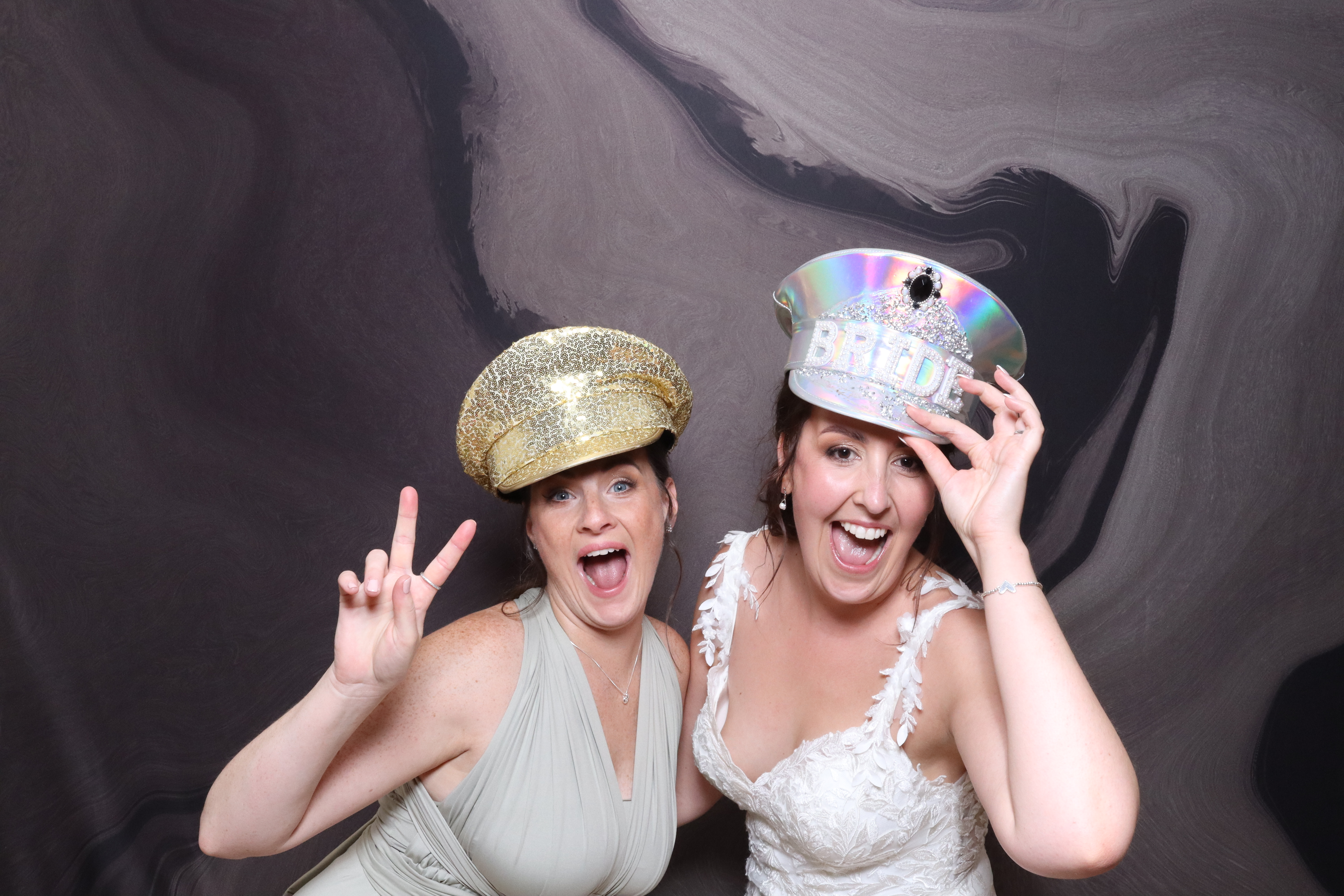 Mr & Mrs Fenney  | View more photos from the event at gallery.magicimages.uk/u/MagicImages/Mr-Mrs-Fenney