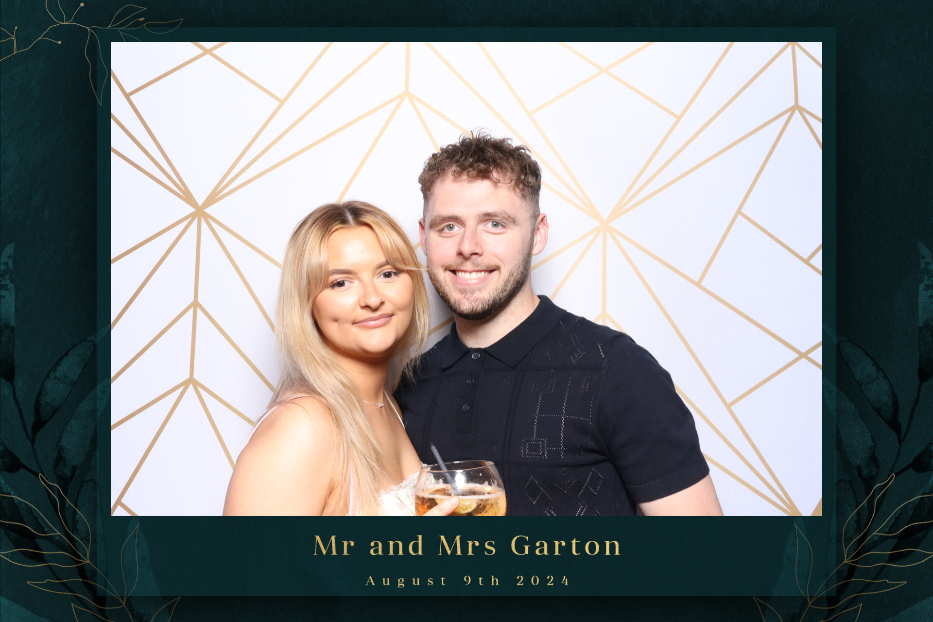 Mr & Mrs Garton  | View more photos from the event at gallery.magicimages.uk/u/MagicImages/Mr-Mrs-Garton
