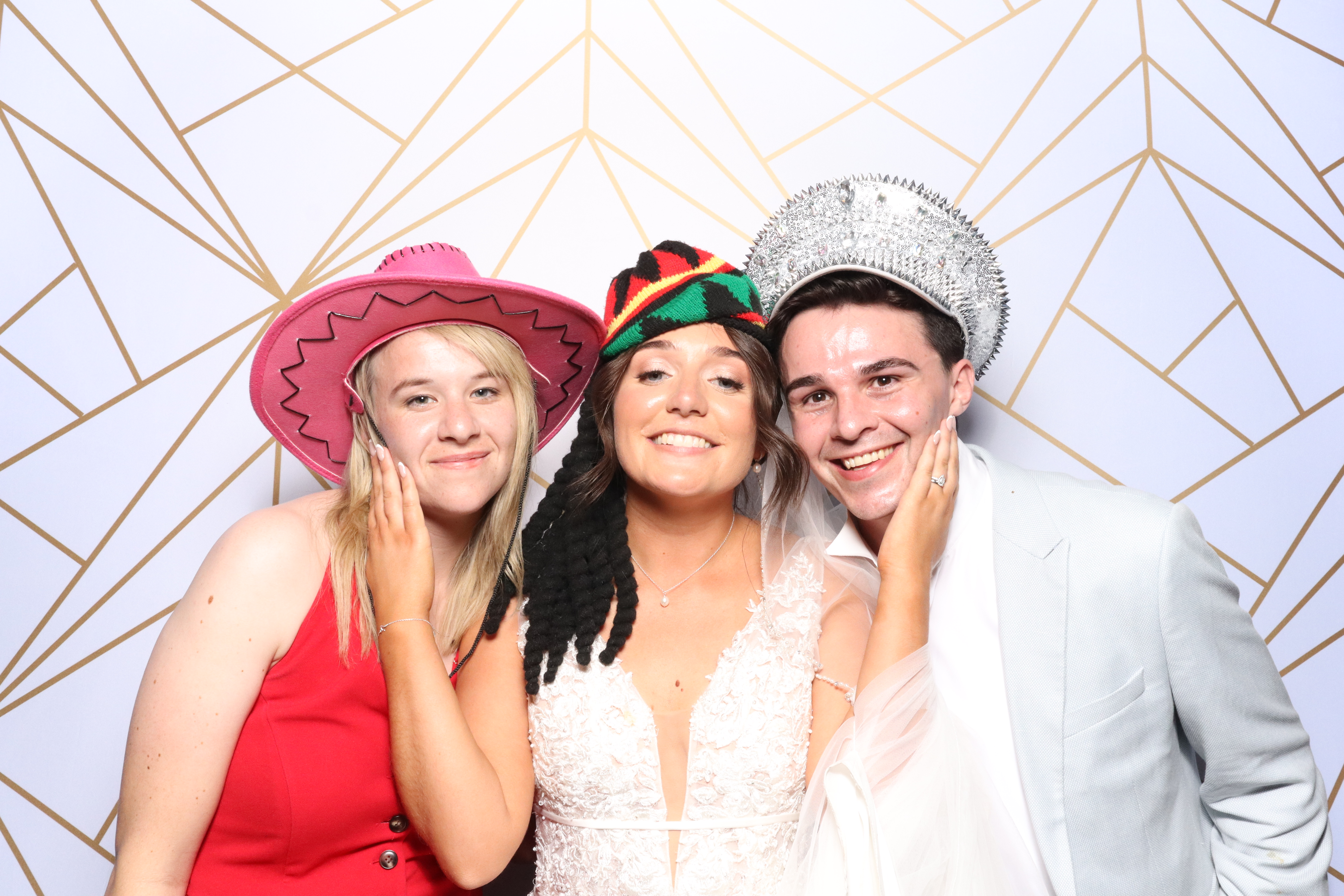 Mr & Mrs Garton  | View more photos from the event at gallery.magicimages.uk/u/MagicImages/Mr-Mrs-Garton
