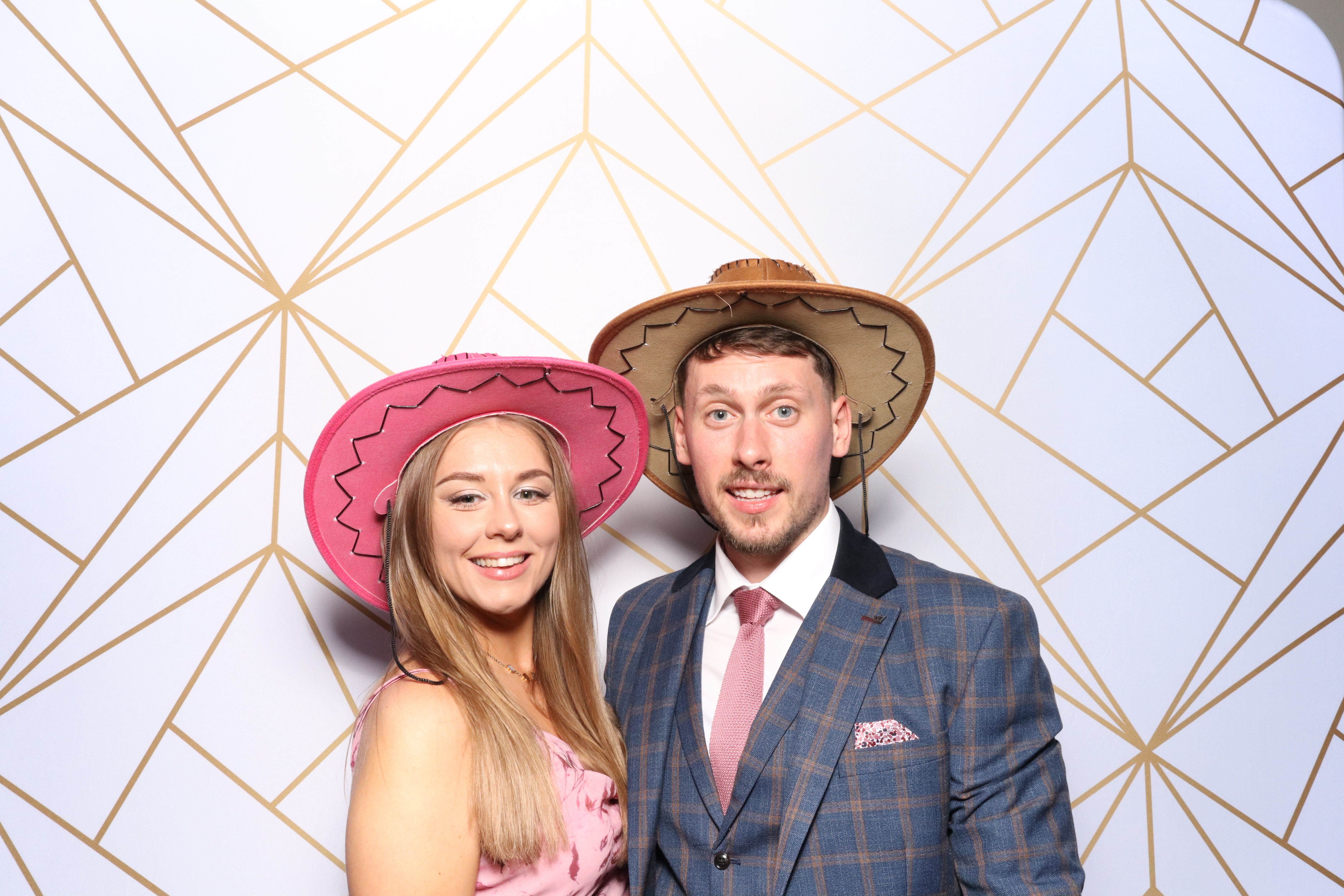Mr & Mrs Garton  | View more photos from the event at gallery.magicimages.uk/u/MagicImages/Mr-Mrs-Garton