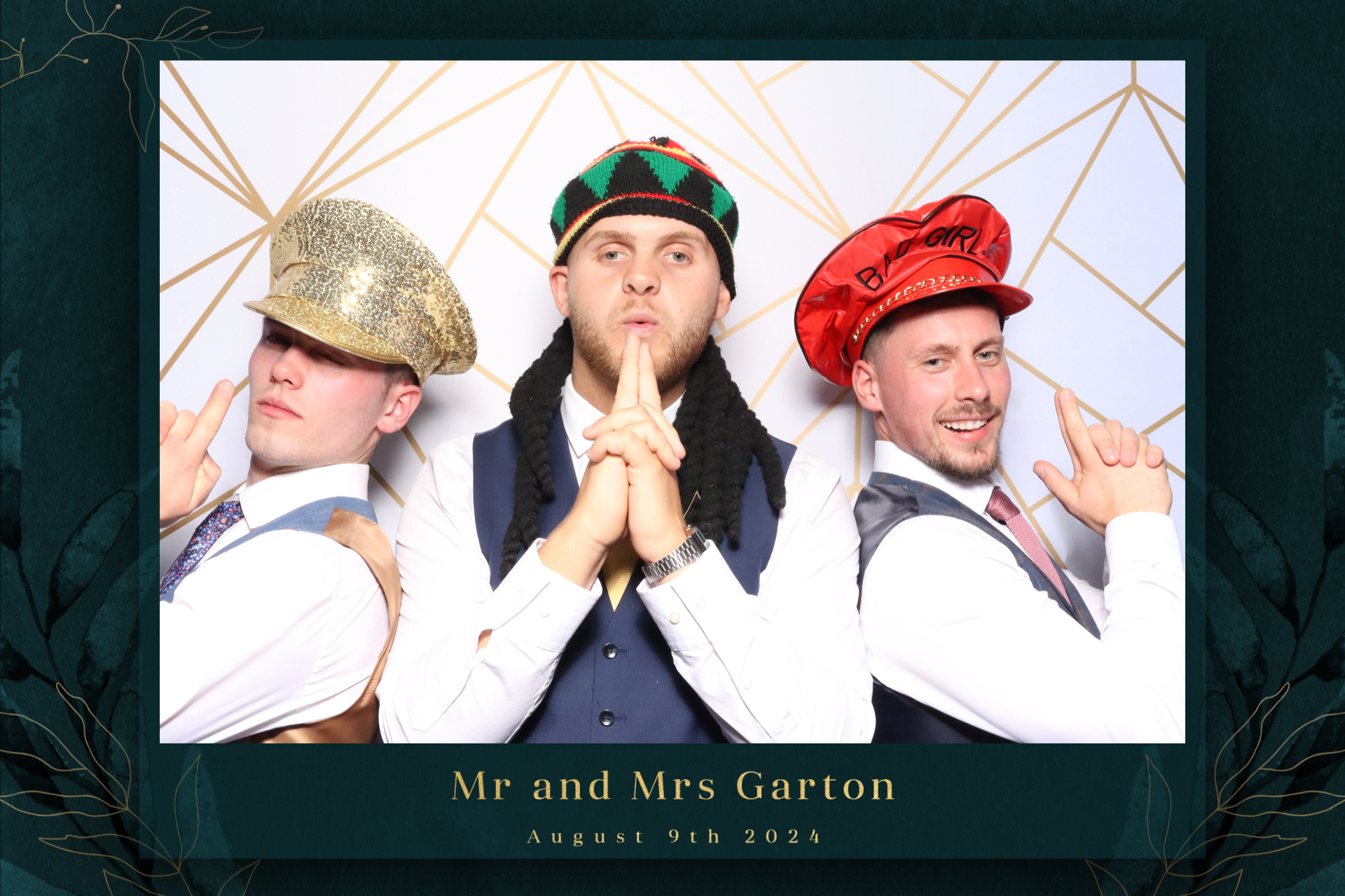 Mr & Mrs Garton  | View more photos from the event at gallery.magicimages.uk/u/MagicImages/Mr-Mrs-Garton