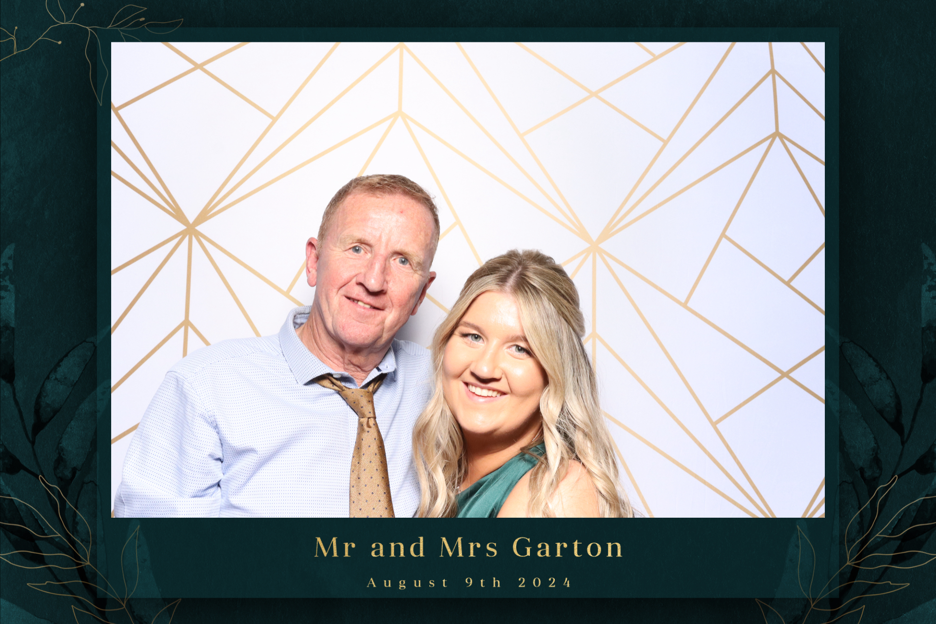 Mr & Mrs Garton  | View more photos from the event at gallery.magicimages.uk/u/MagicImages/Mr-Mrs-Garton