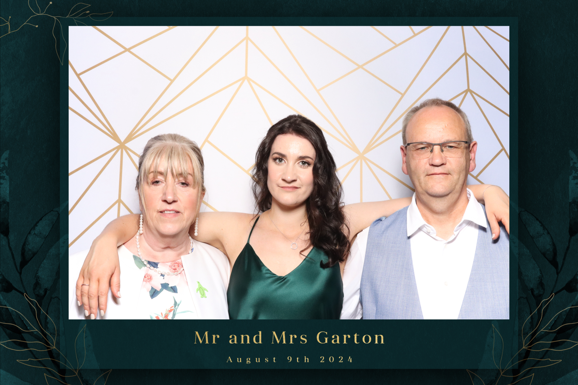 Mr & Mrs Garton  | View more photos from the event at gallery.magicimages.uk/u/MagicImages/Mr-Mrs-Garton