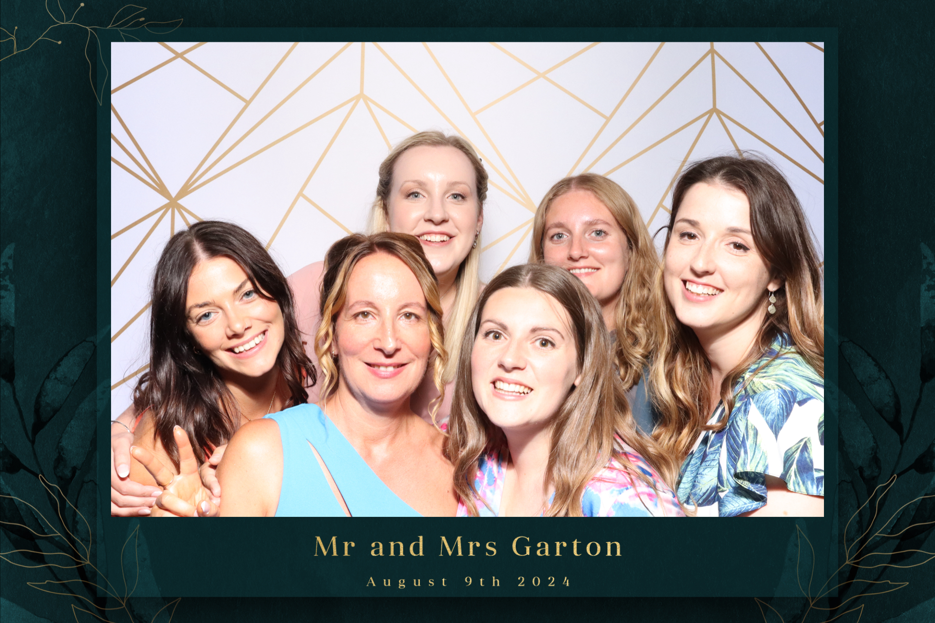 Mr & Mrs Garton  | View more photos from the event at gallery.magicimages.uk/u/MagicImages/Mr-Mrs-Garton