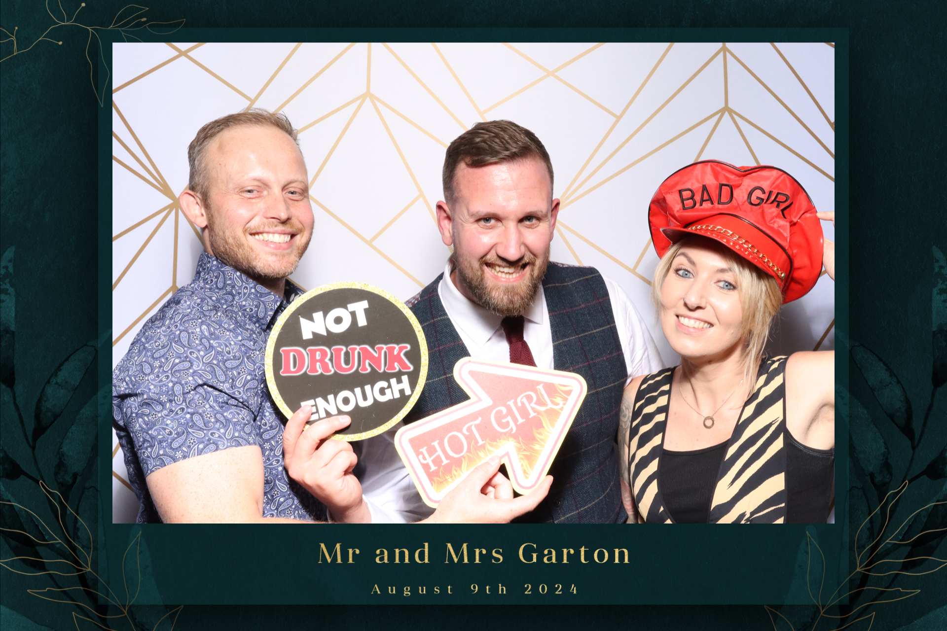 Mr & Mrs Garton  | View more photos from the event at gallery.magicimages.uk/u/MagicImages/Mr-Mrs-Garton