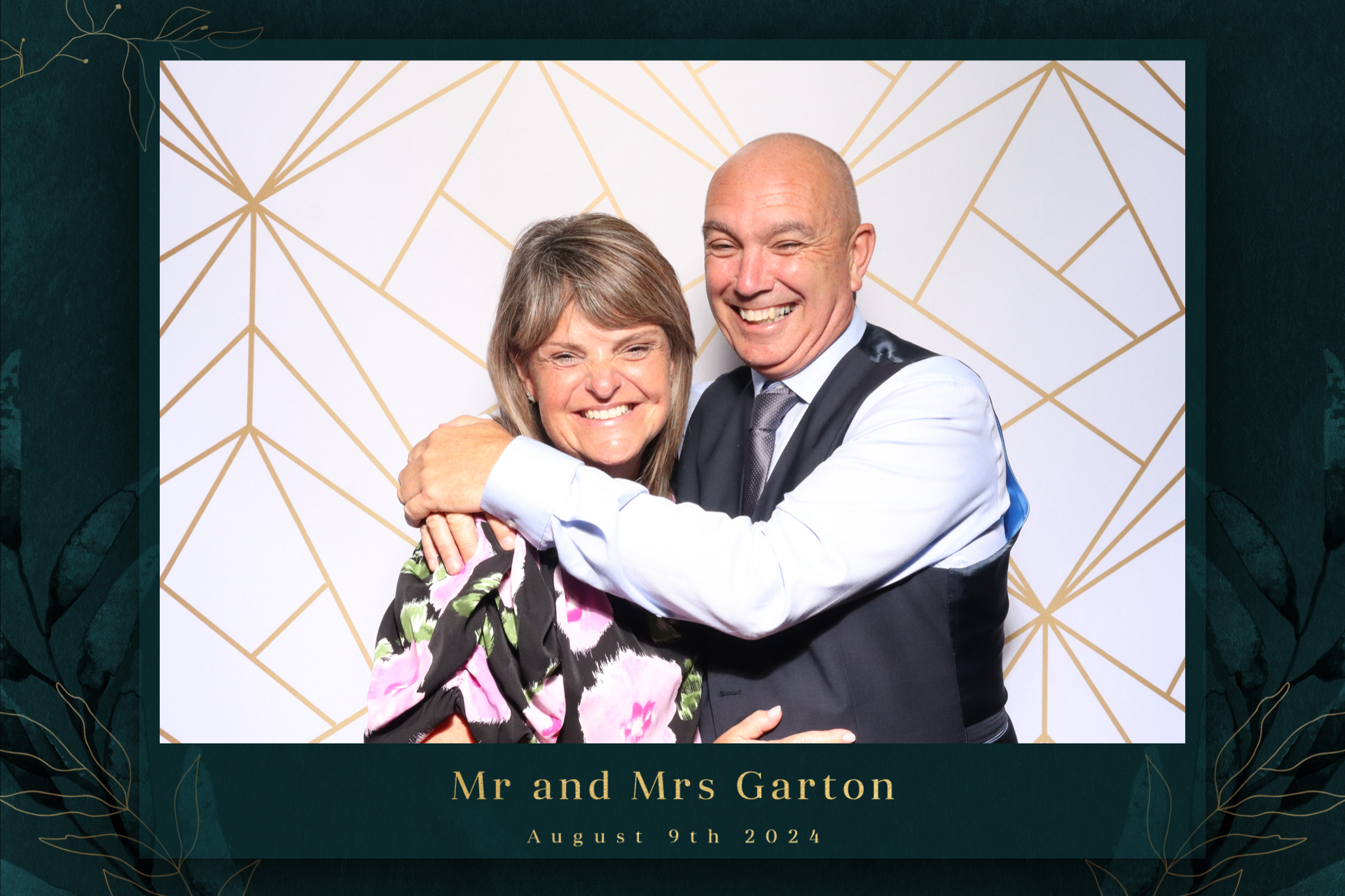 Mr & Mrs Garton  | View more photos from the event at gallery.magicimages.uk/u/MagicImages/Mr-Mrs-Garton