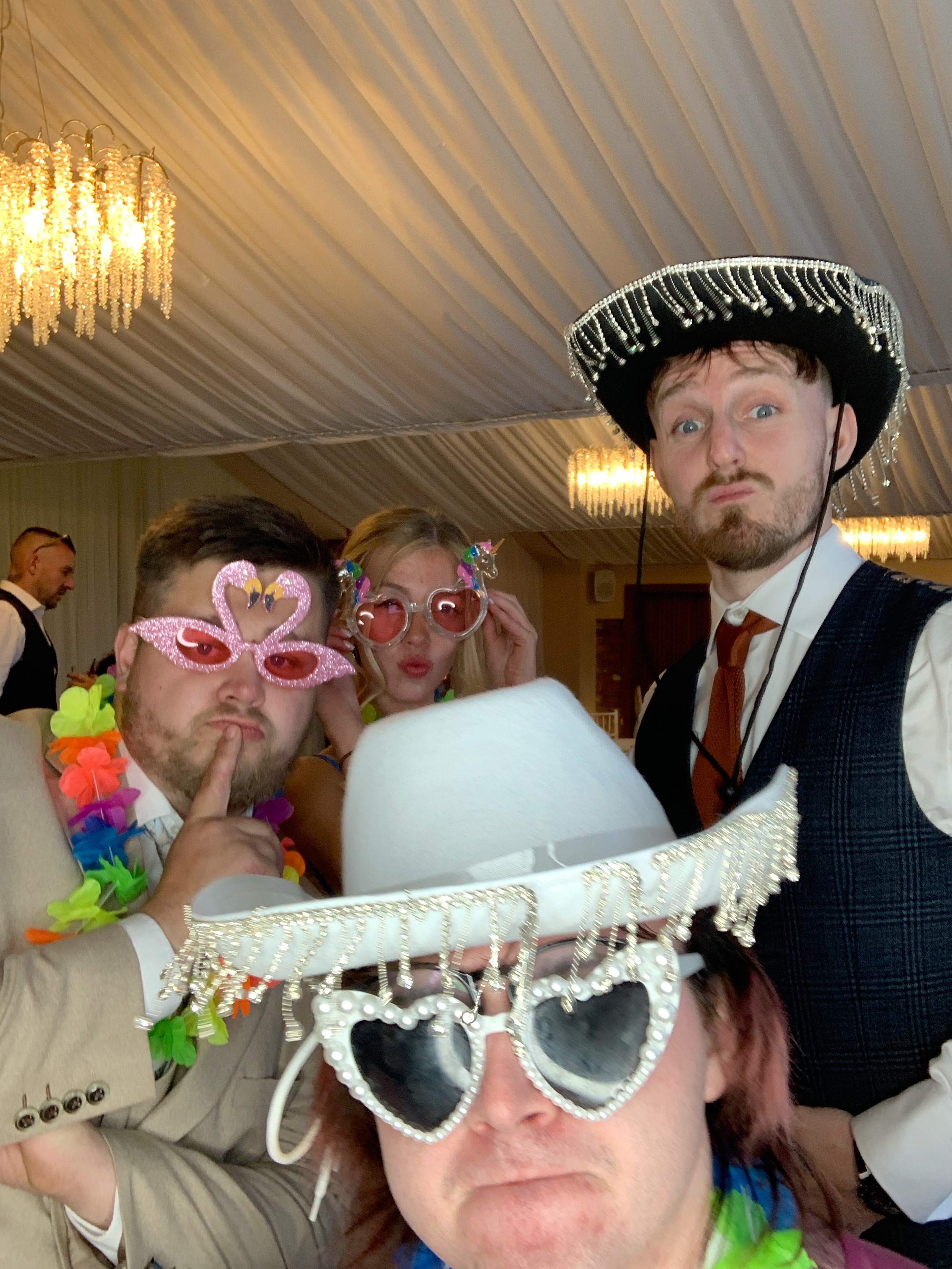 Mr & Mrs Hartley | View more photos from the event at gallery.magicimages.uk/u/MagicImages/Mr-Mrs-Hartley