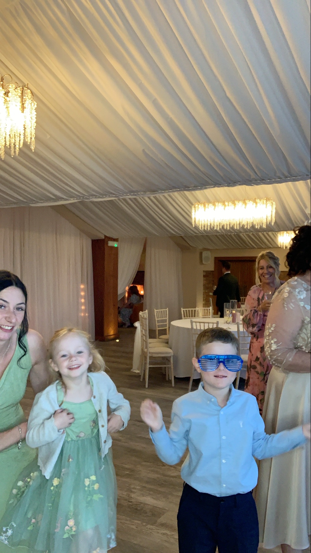 Mr & Mrs Hartley | View more photos from the event at gallery.magicimages.uk/u/MagicImages/Mr-Mrs-Hartley