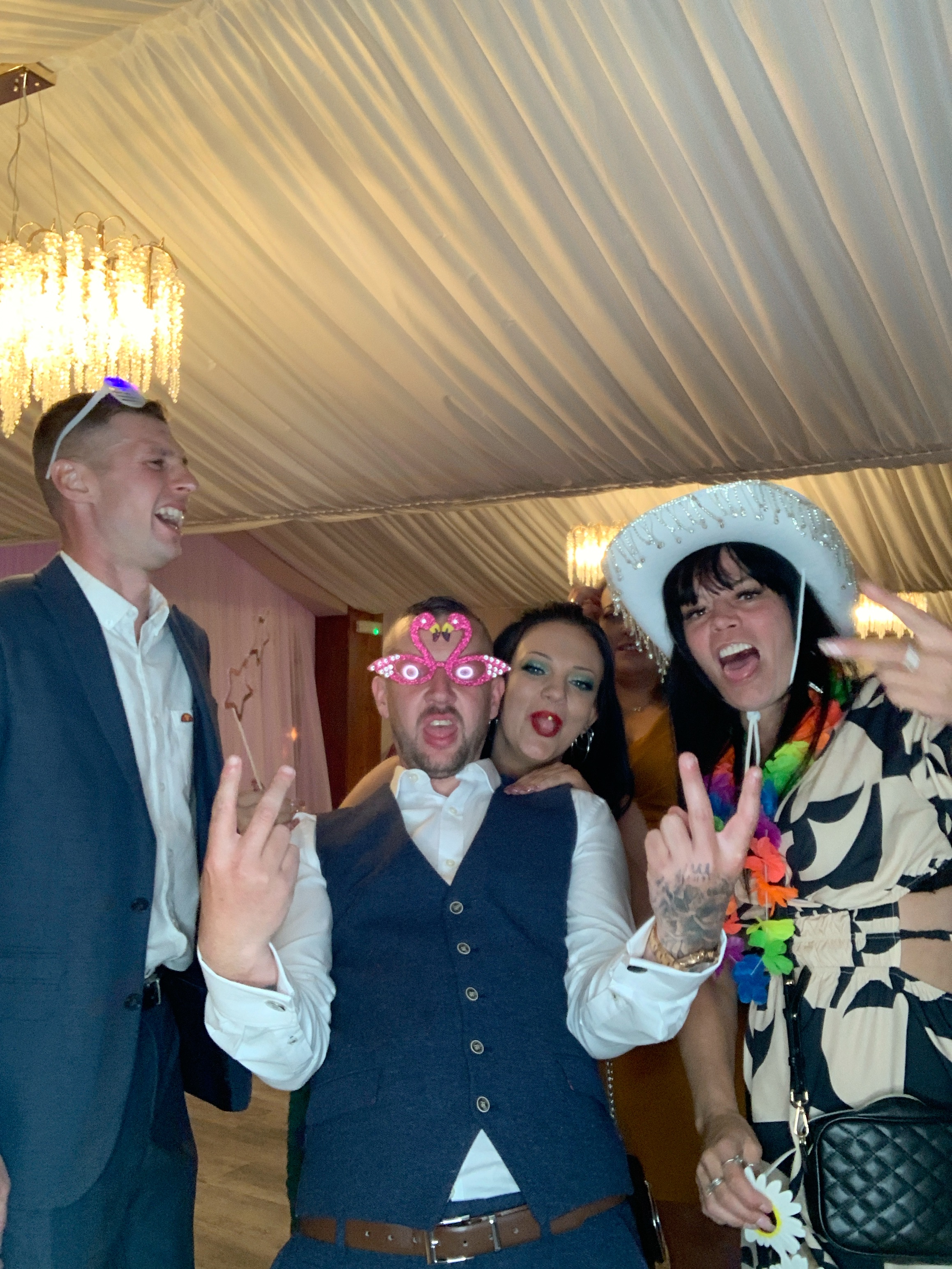 Mr & Mrs Hartley | View more photos from the event at gallery.magicimages.uk/u/MagicImages/Mr-Mrs-Hartley