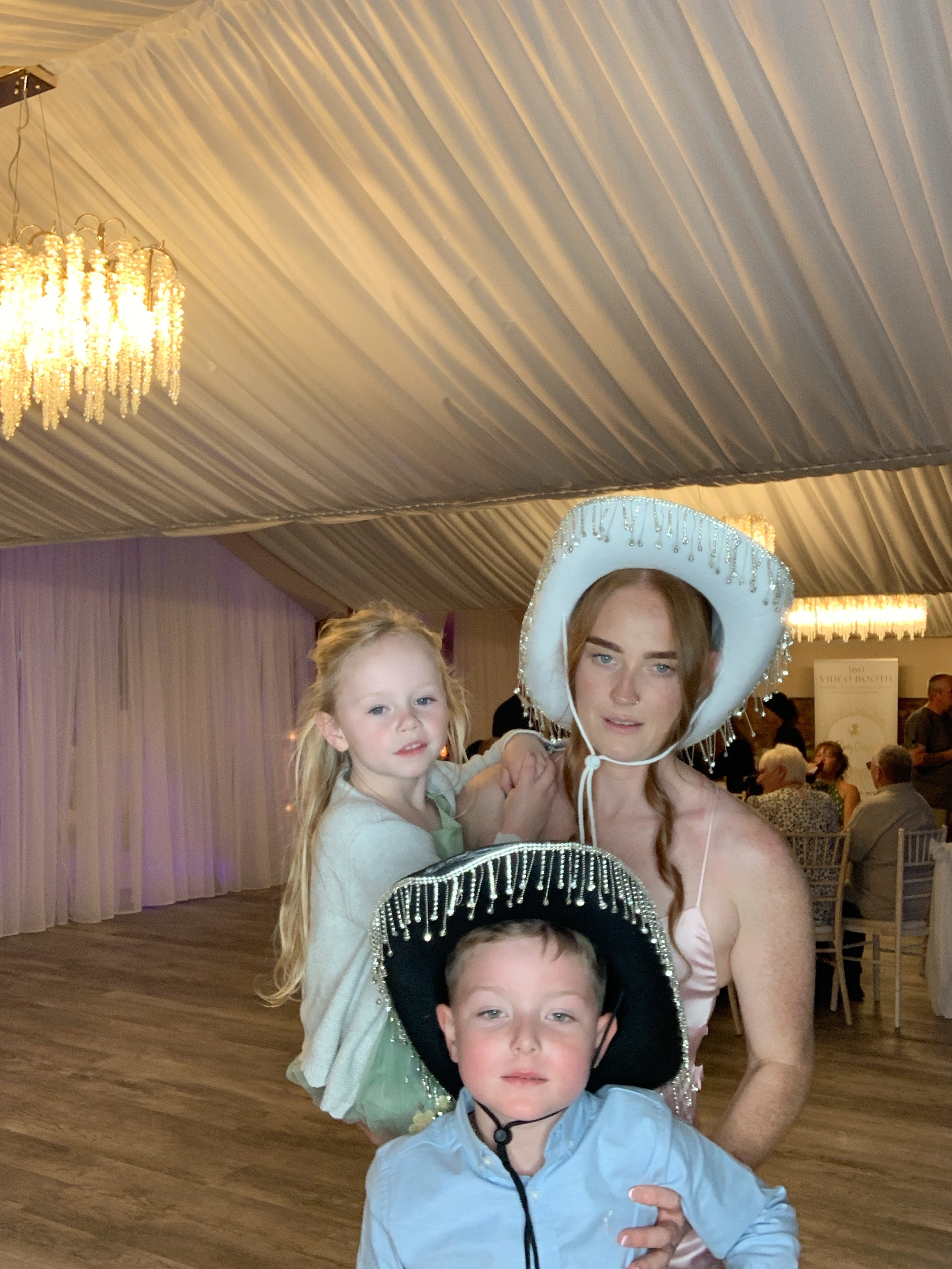 Mr & Mrs Hartley | View more photos from the event at gallery.magicimages.uk/u/MagicImages/Mr-Mrs-Hartley