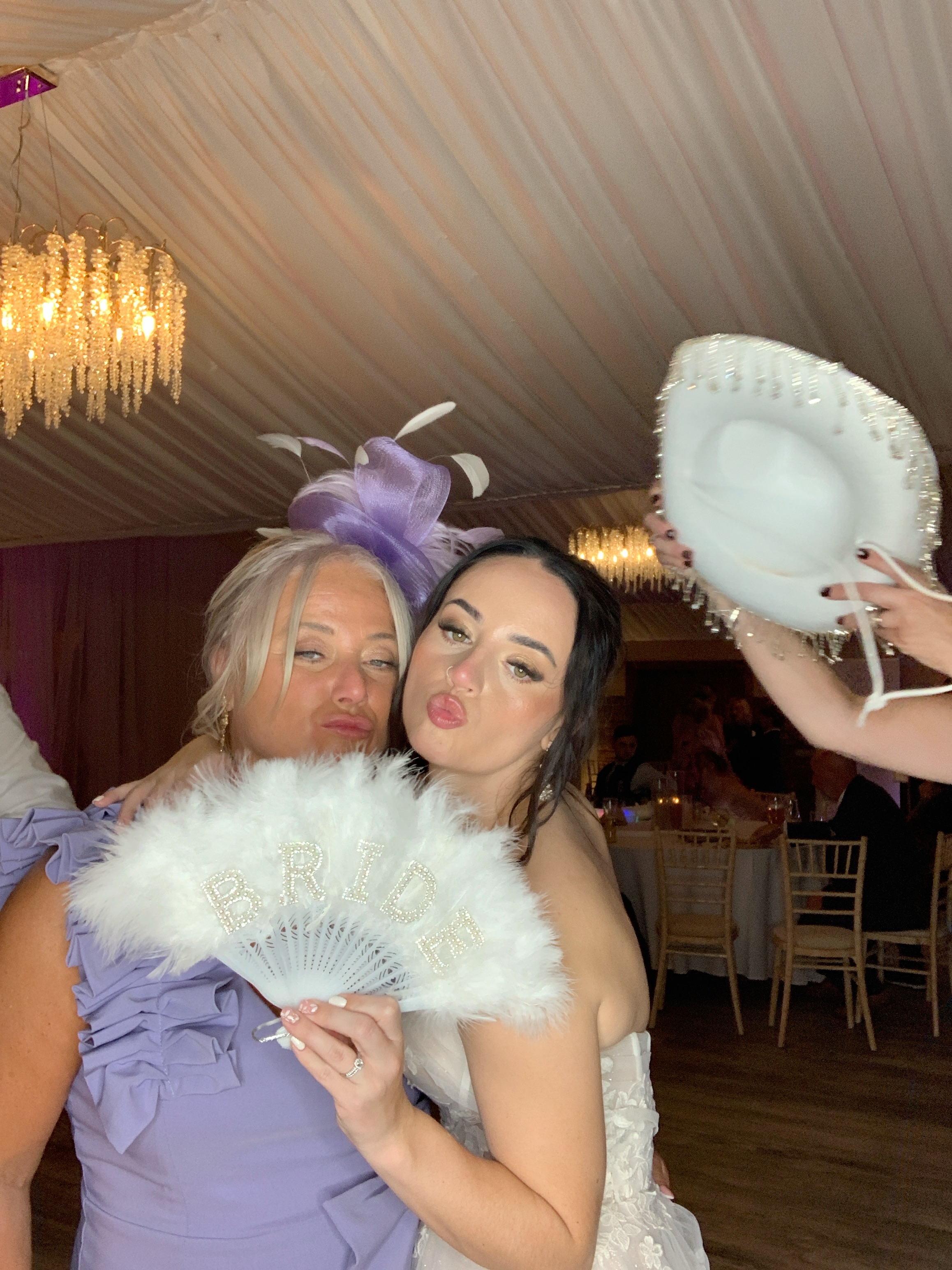 Mr & Mrs Hartley | View more photos from the event at gallery.magicimages.uk/u/MagicImages/Mr-Mrs-Hartley