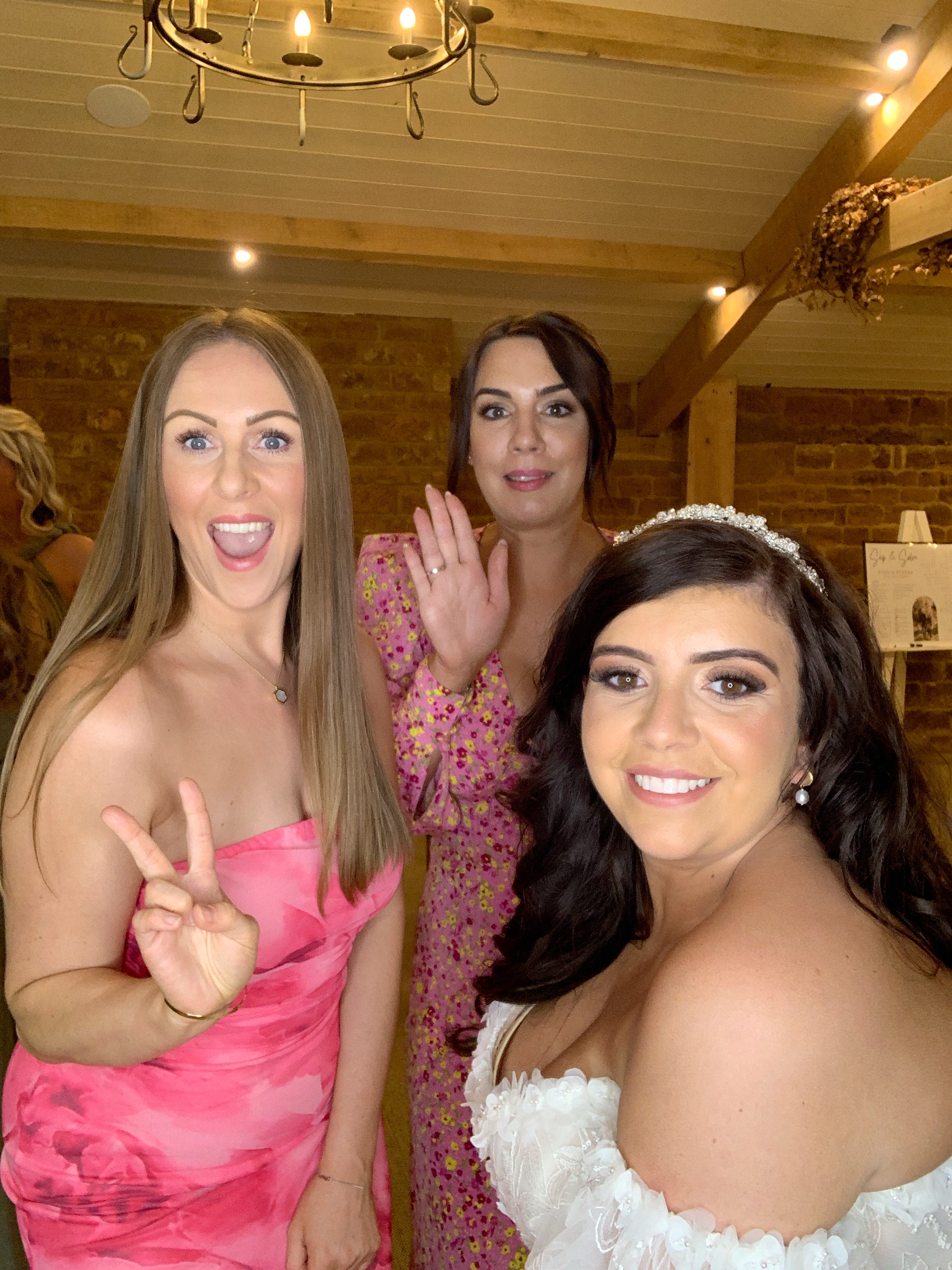 Mr & Mrs Howe photos  | View more photos from the event at gallery.magicimages.uk/u/MagicImages/Mr-Mrs-Howe-photos