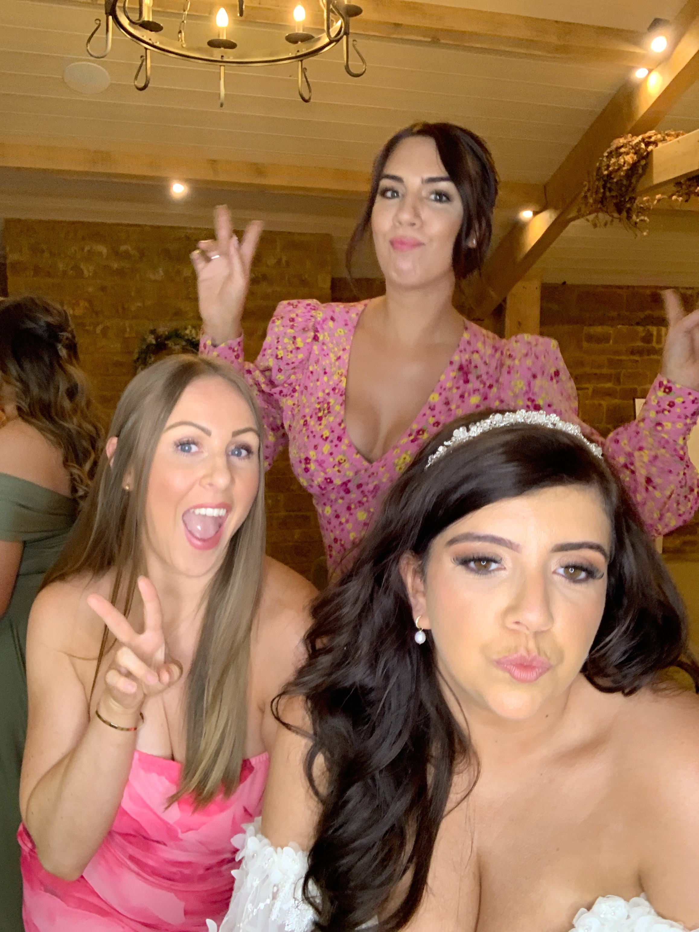 Mr & Mrs Howe photos  | View more photos from the event at gallery.magicimages.uk/u/MagicImages/Mr-Mrs-Howe-photos