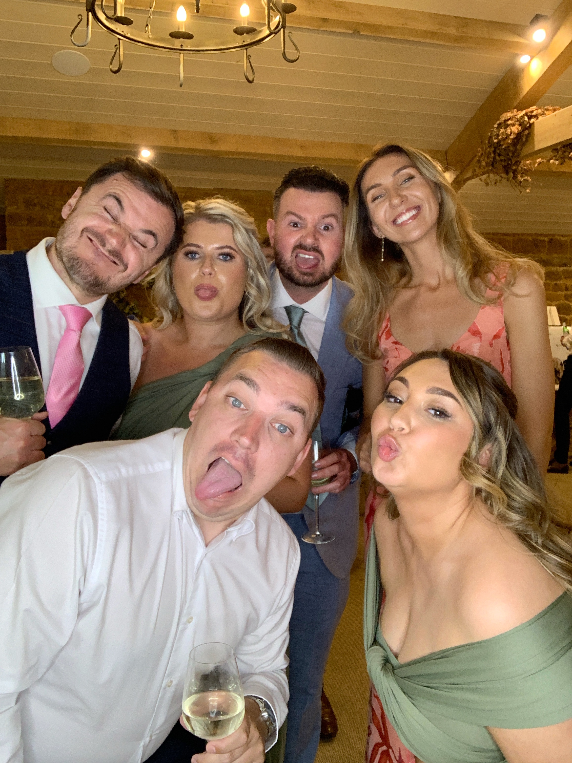 Mr & Mrs Howe photos  | View more photos from the event at gallery.magicimages.uk/u/MagicImages/Mr-Mrs-Howe-photos