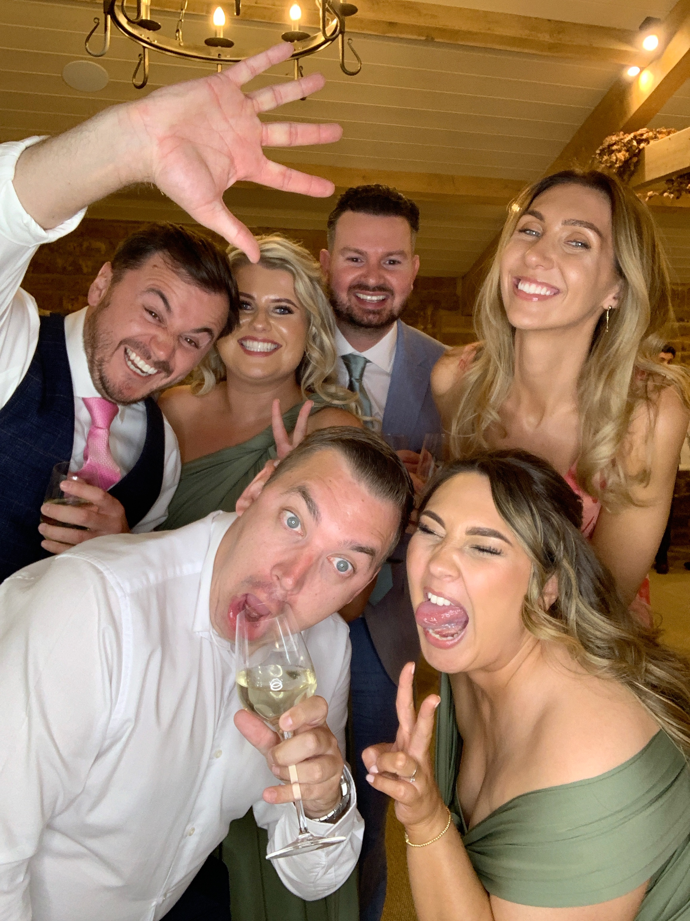 Mr & Mrs Howe photos  | View more photos from the event at gallery.magicimages.uk/u/MagicImages/Mr-Mrs-Howe-photos