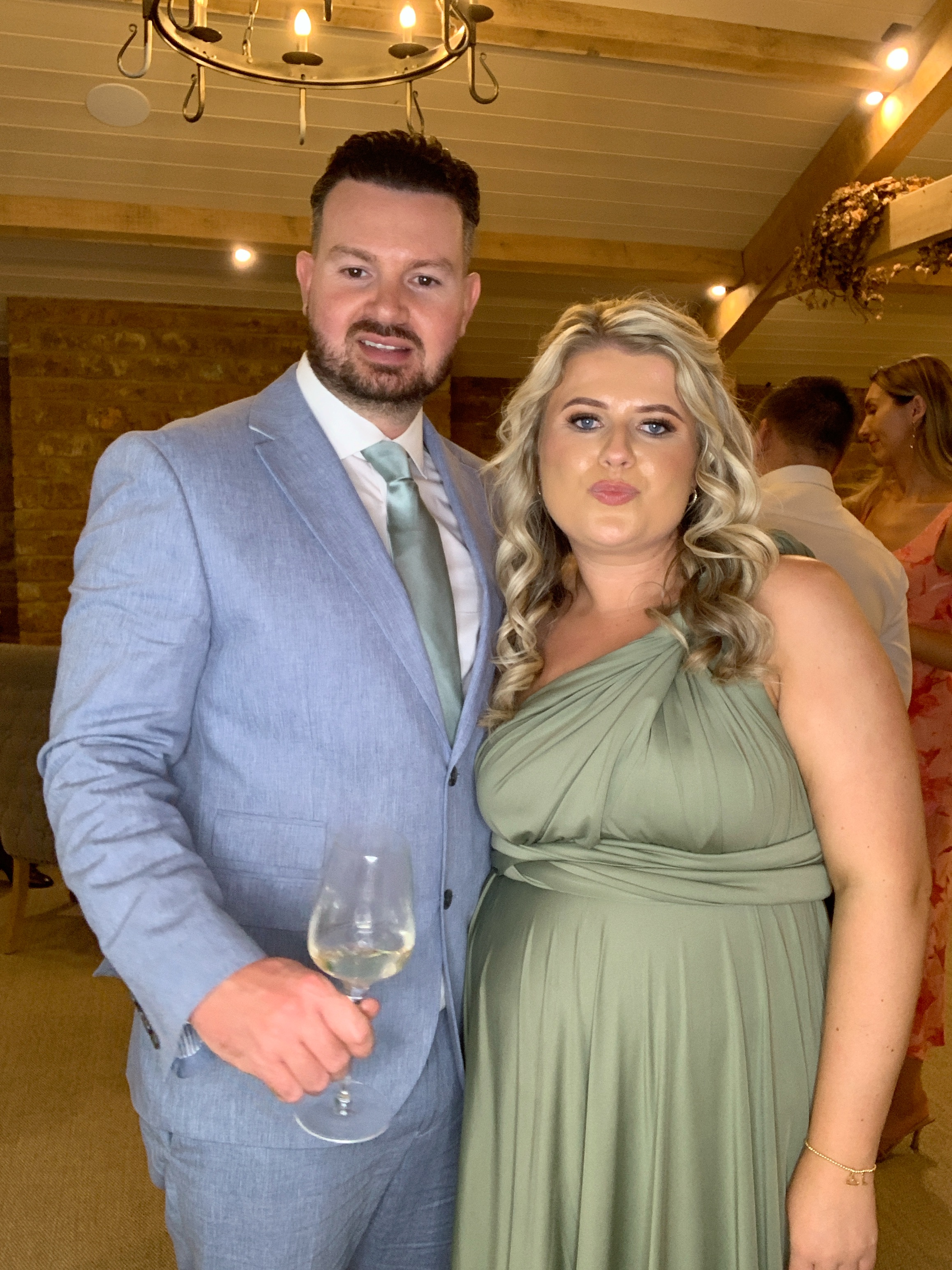Mr & Mrs Howe photos  | View more photos from the event at gallery.magicimages.uk/u/MagicImages/Mr-Mrs-Howe-photos