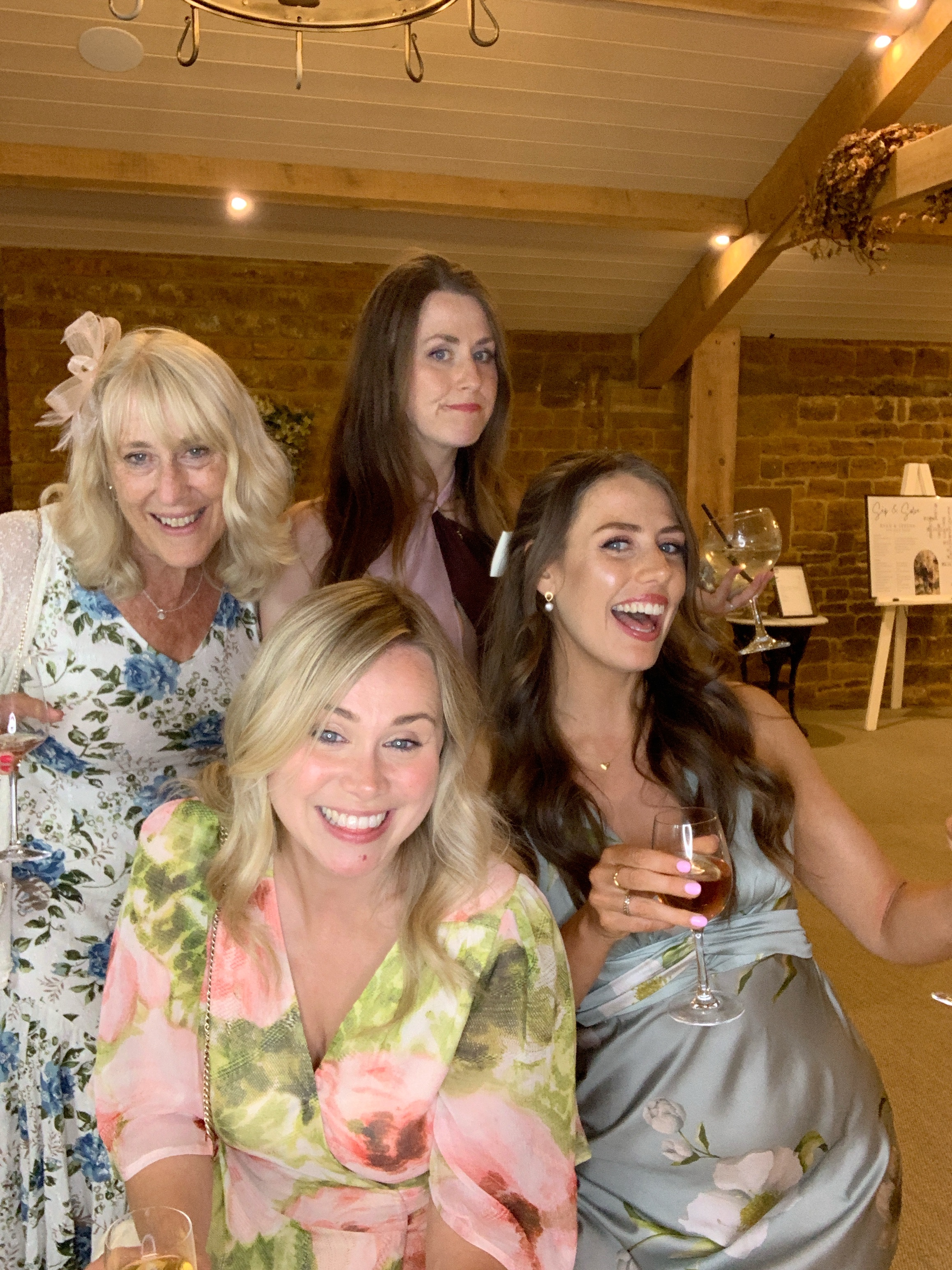 Mr & Mrs Howe photos  | View more photos from the event at gallery.magicimages.uk/u/MagicImages/Mr-Mrs-Howe-photos