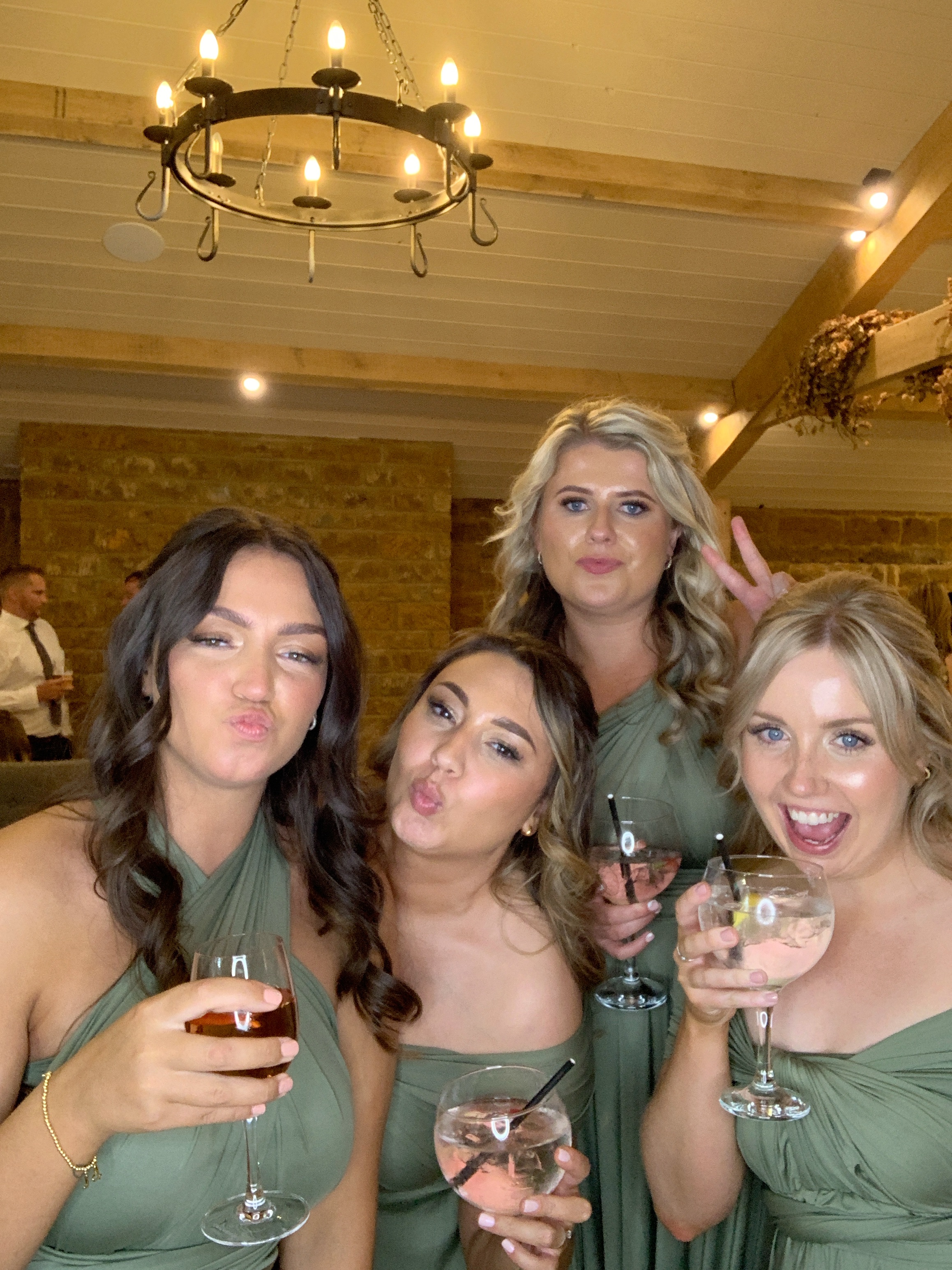 Mr & Mrs Howe photos  | View more photos from the event at gallery.magicimages.uk/u/MagicImages/Mr-Mrs-Howe-photos