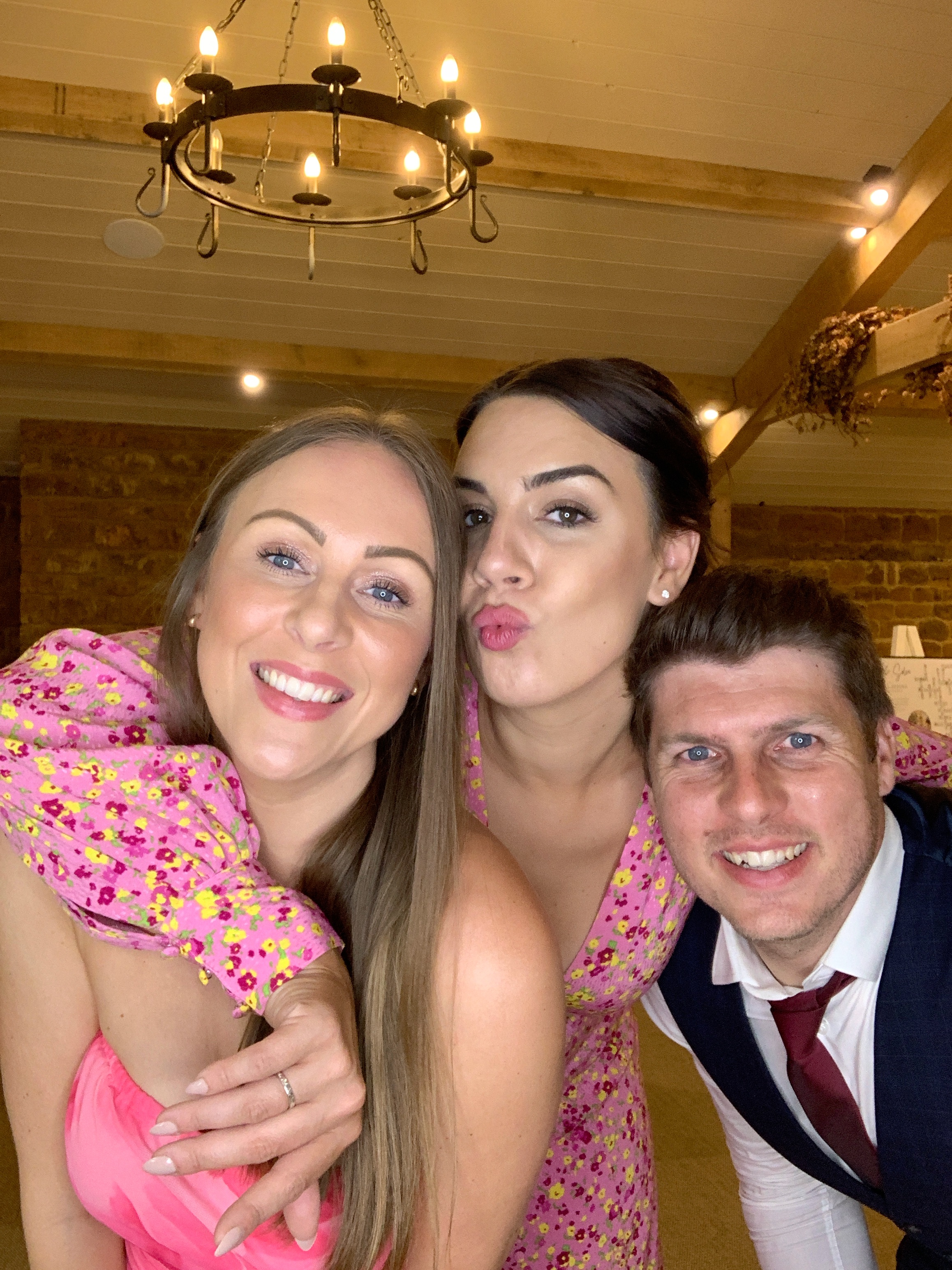 Mr & Mrs Howe photos  | View more photos from the event at gallery.magicimages.uk/u/MagicImages/Mr-Mrs-Howe-photos
