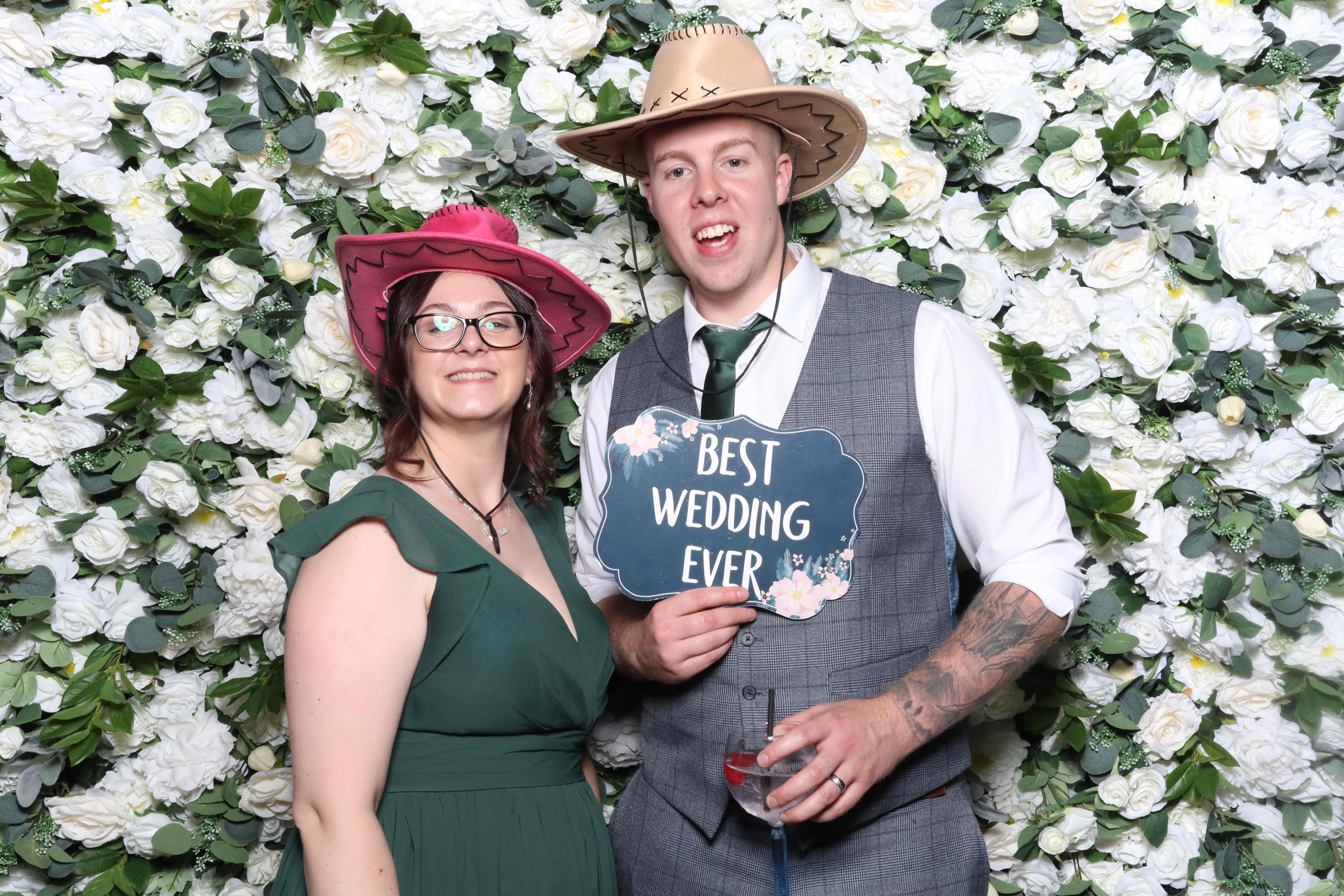 Mr & Mrs Kilroy  | View more photos from the event at gallery.magicimages.uk/u/MagicImages/Mr-Mrs-Kilroy
