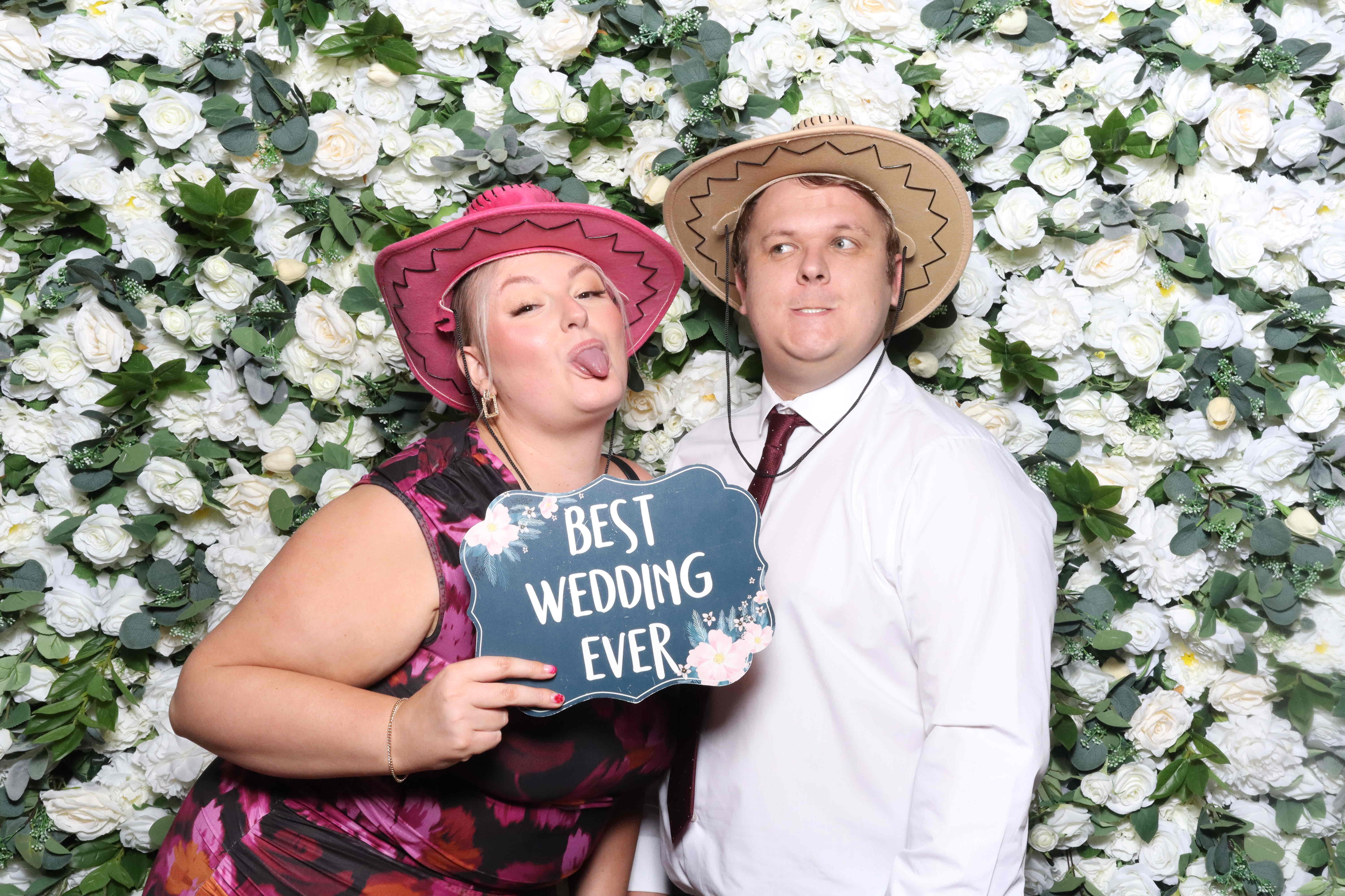 Mr & Mrs Kilroy  | View more photos from the event at gallery.magicimages.uk/u/MagicImages/Mr-Mrs-Kilroy