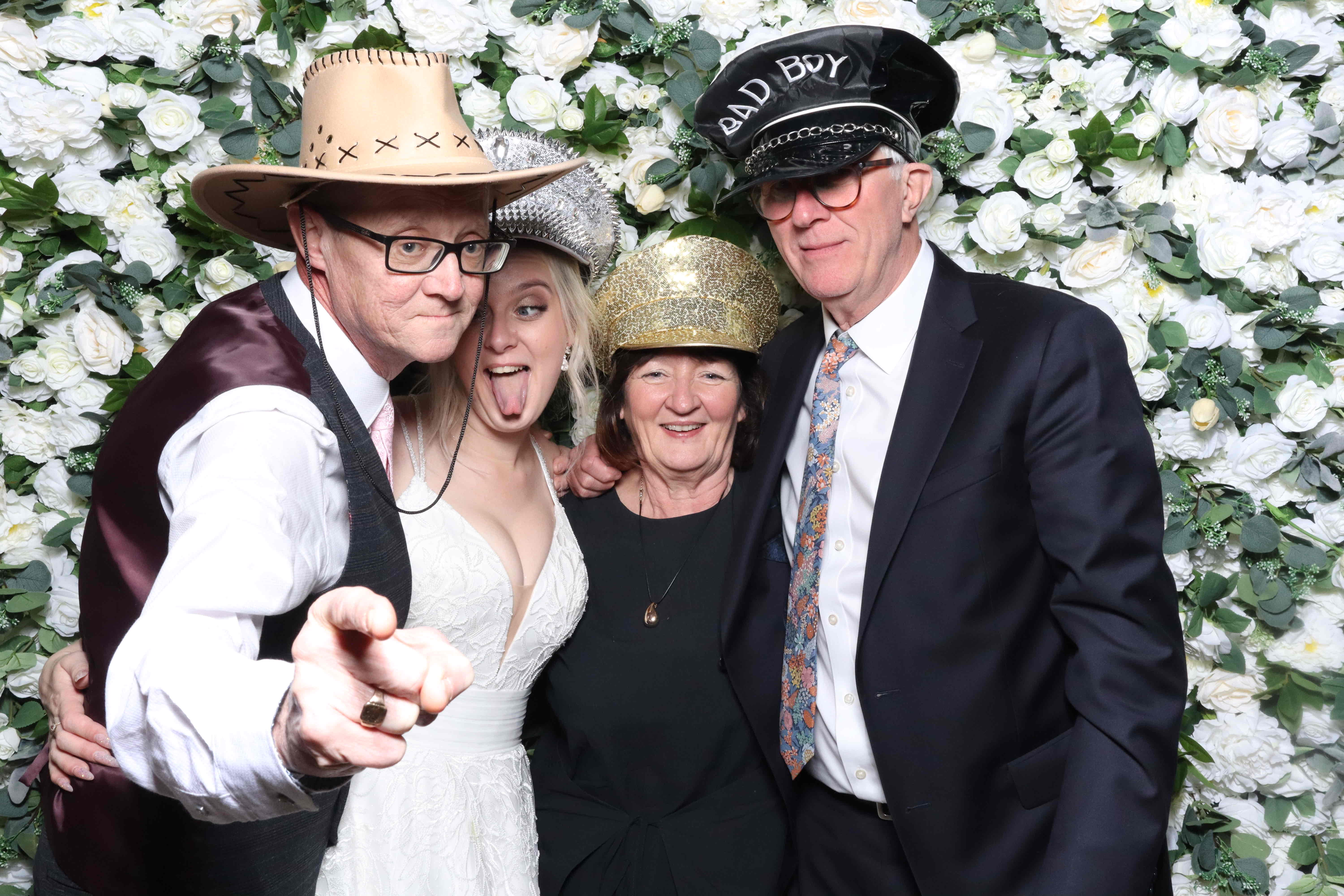 Mr & Mrs Kilroy  | View more photos from the event at gallery.magicimages.uk/u/MagicImages/Mr-Mrs-Kilroy