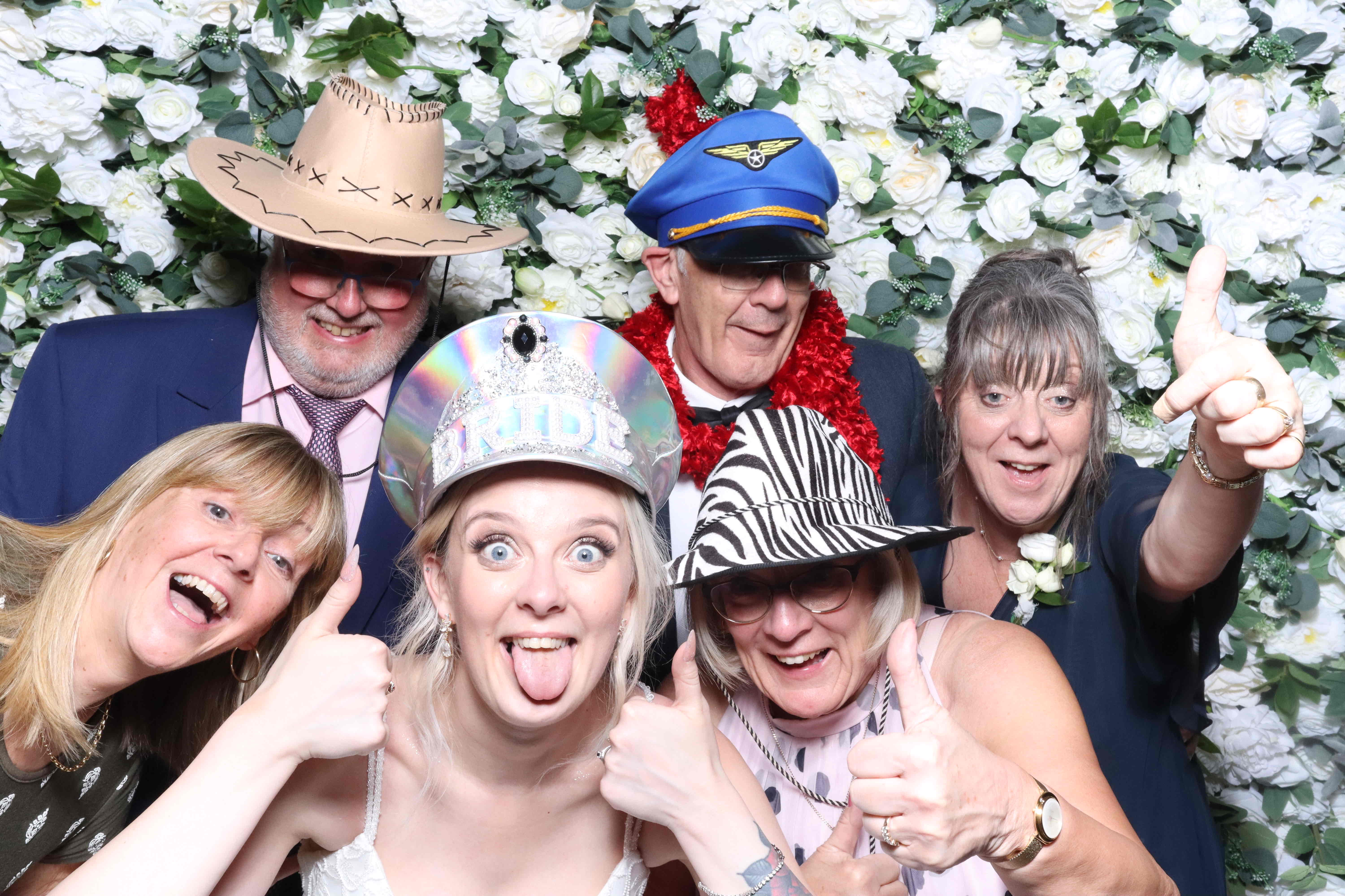 Mr & Mrs Kilroy  | View more photos from the event at gallery.magicimages.uk/u/MagicImages/Mr-Mrs-Kilroy