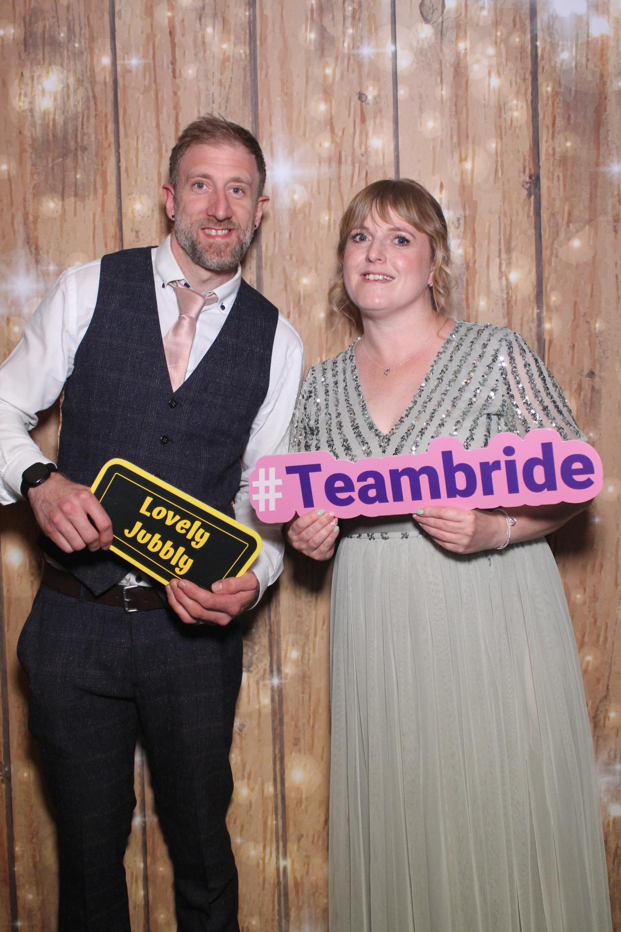 Mr & Mrs Read  | View more photos from the event at gallery.magicimages.uk/u/MagicImages/Mr-Mrs-Read