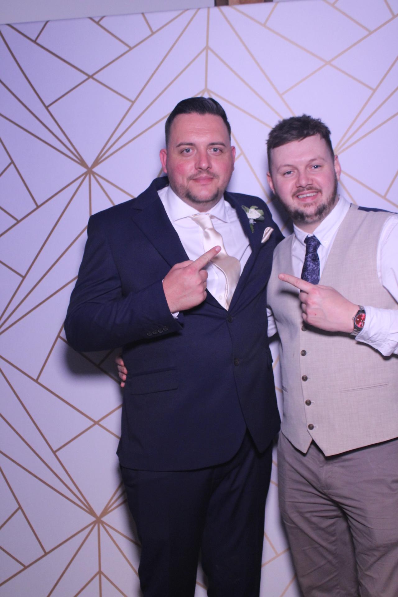 Mr & Mrs Recchia | View more photos from the event at gallery.magicimages.uk/u/MagicImages/Mr-Mrs-Recchia