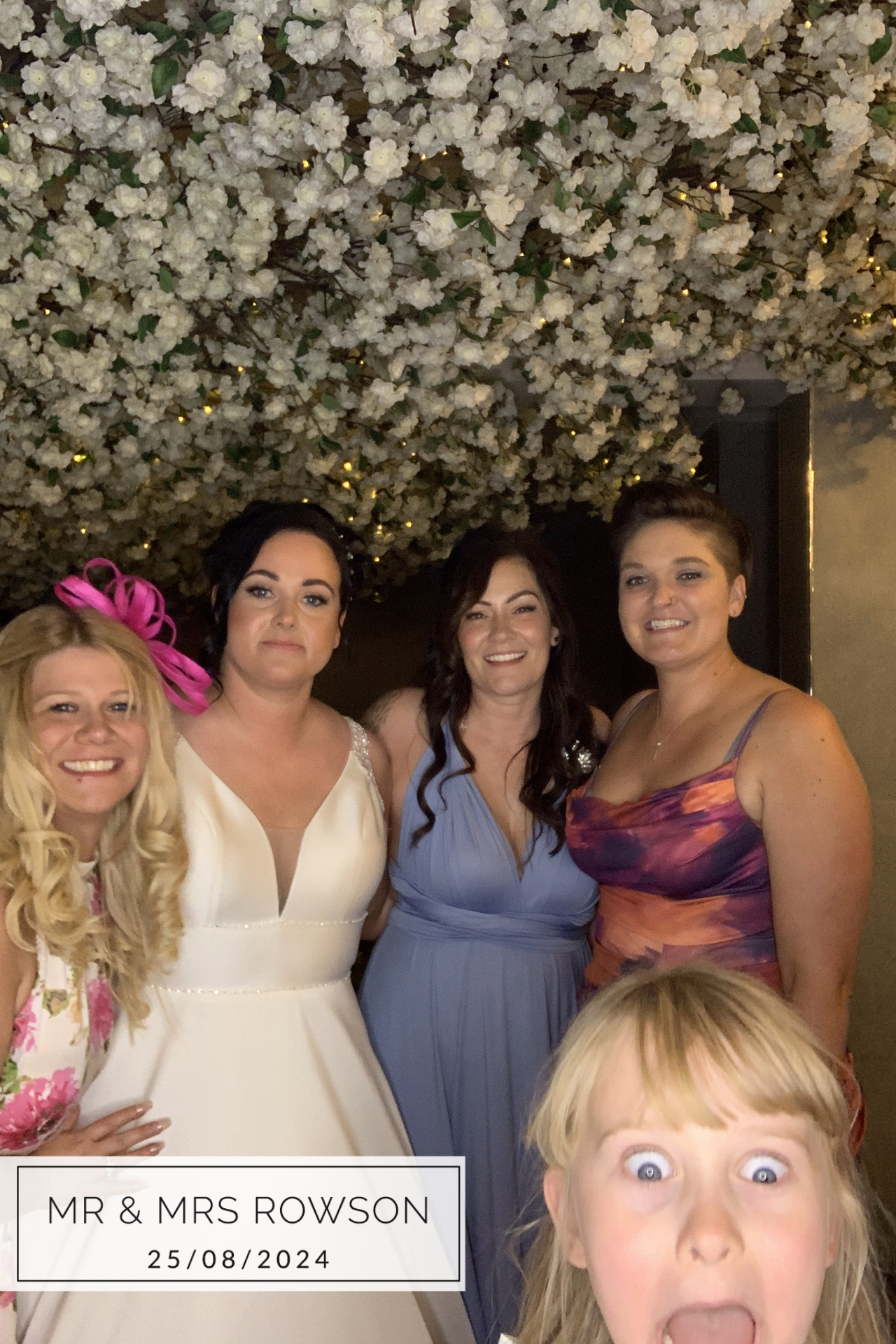 Mr & Mrs Rowson | View more photos from the event at gallery.magicimages.uk/u/MagicImages/Mr-Mrs-Rowson