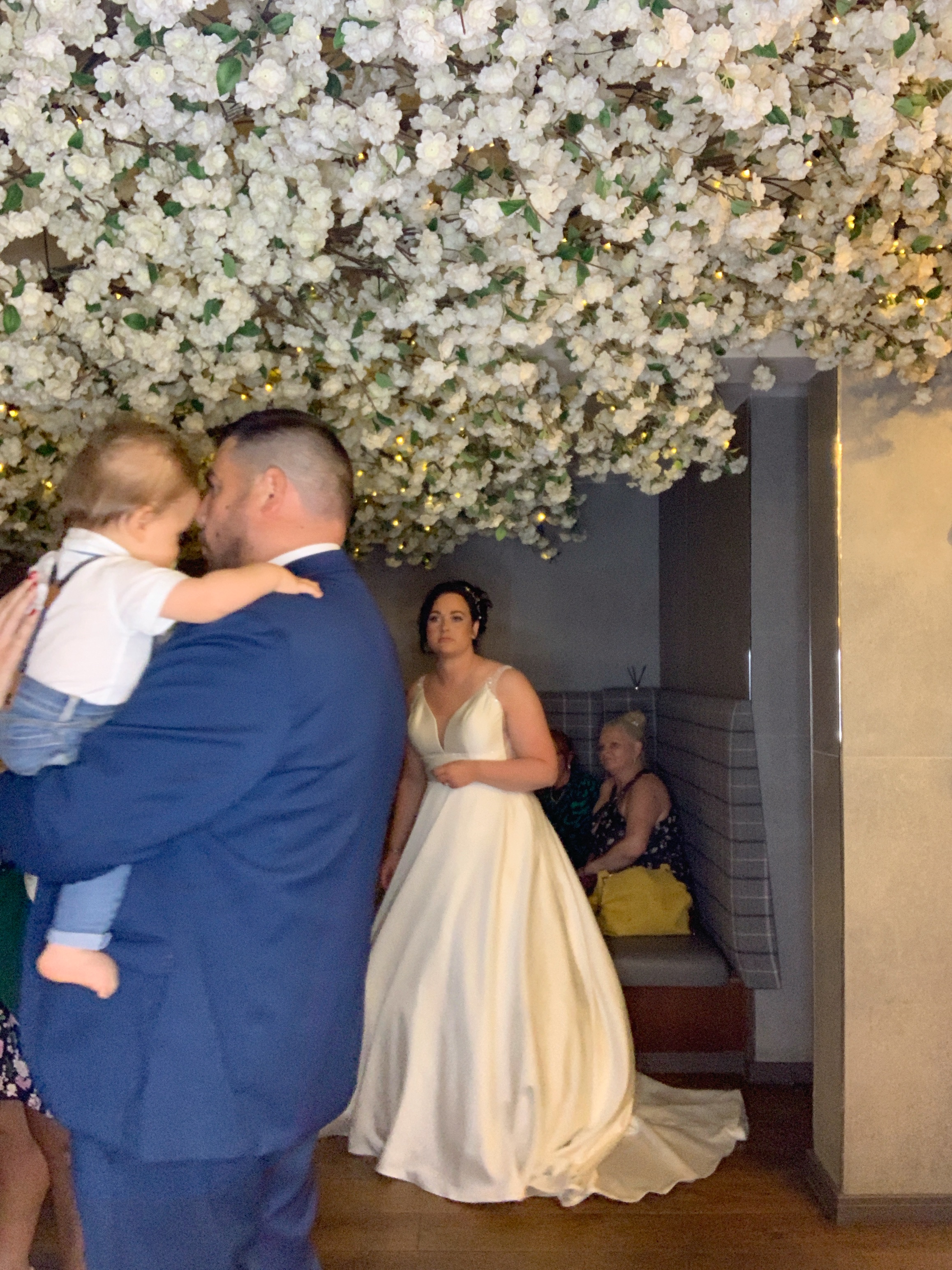 Mr & Mrs Rowson | View more photos from the event at gallery.magicimages.uk/u/MagicImages/Mr-Mrs-Rowson