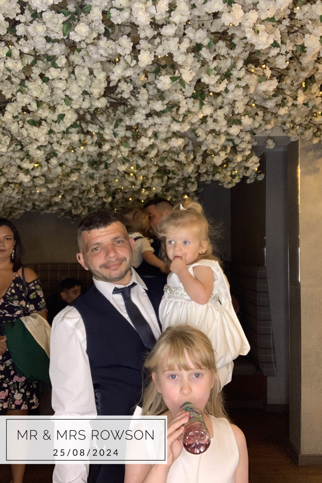 Mr & Mrs Rowson | View more photos from the event at gallery.magicimages.uk/u/MagicImages/Mr-Mrs-Rowson