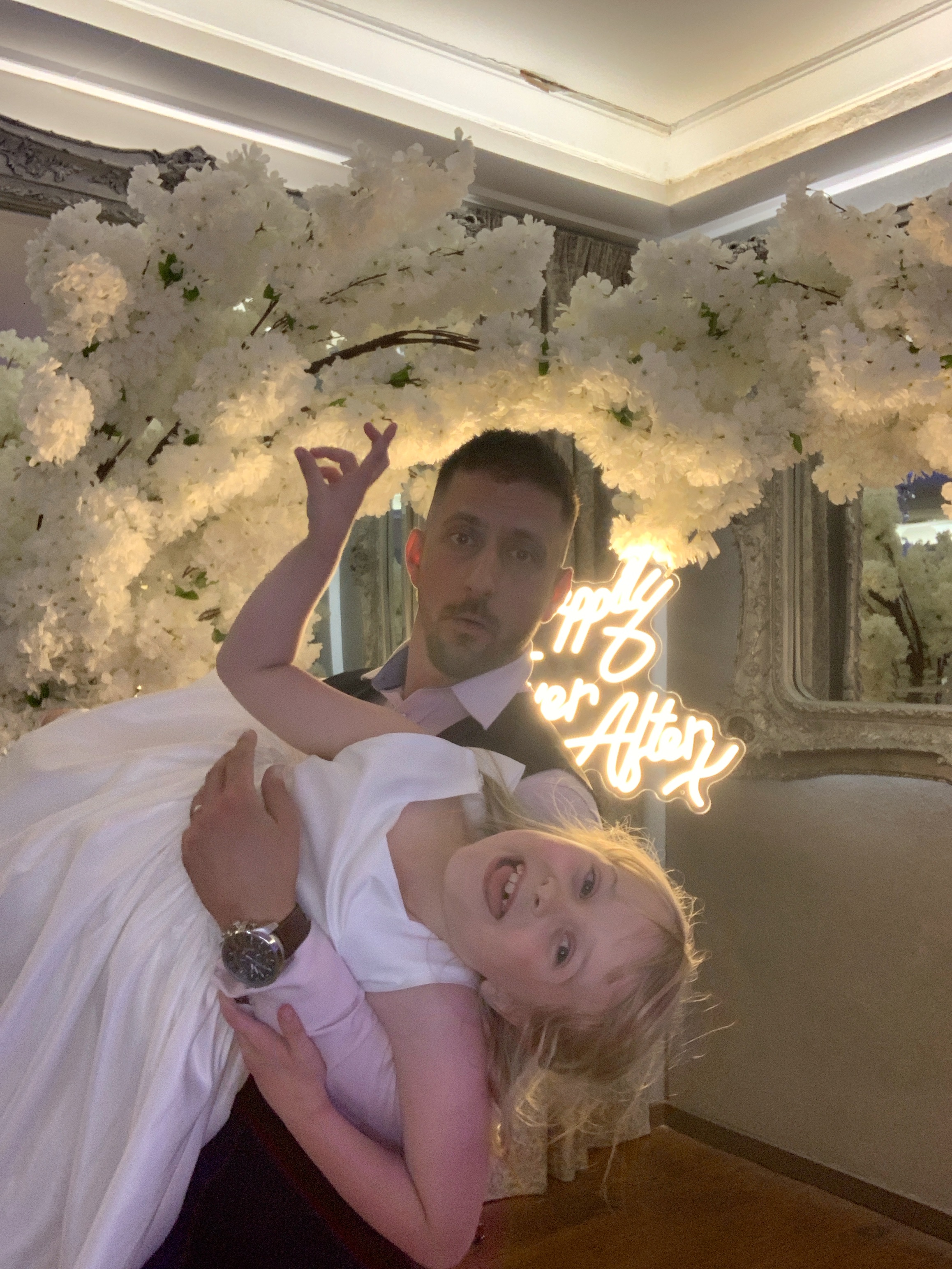 Mr & Mrs Rowson | View more photos from the event at gallery.magicimages.uk/u/MagicImages/Mr-Mrs-Rowson