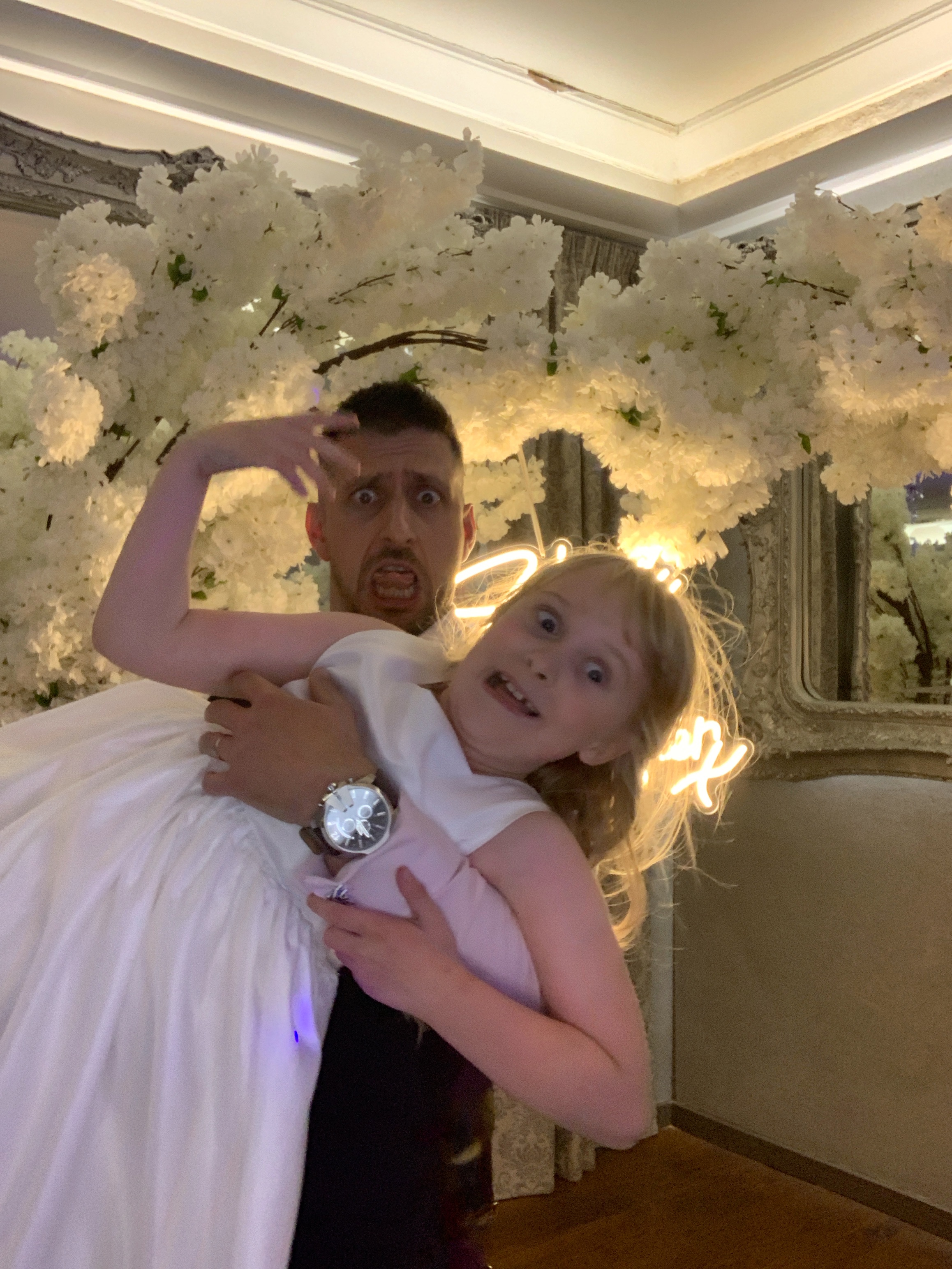 Mr & Mrs Rowson | View more photos from the event at gallery.magicimages.uk/u/MagicImages/Mr-Mrs-Rowson