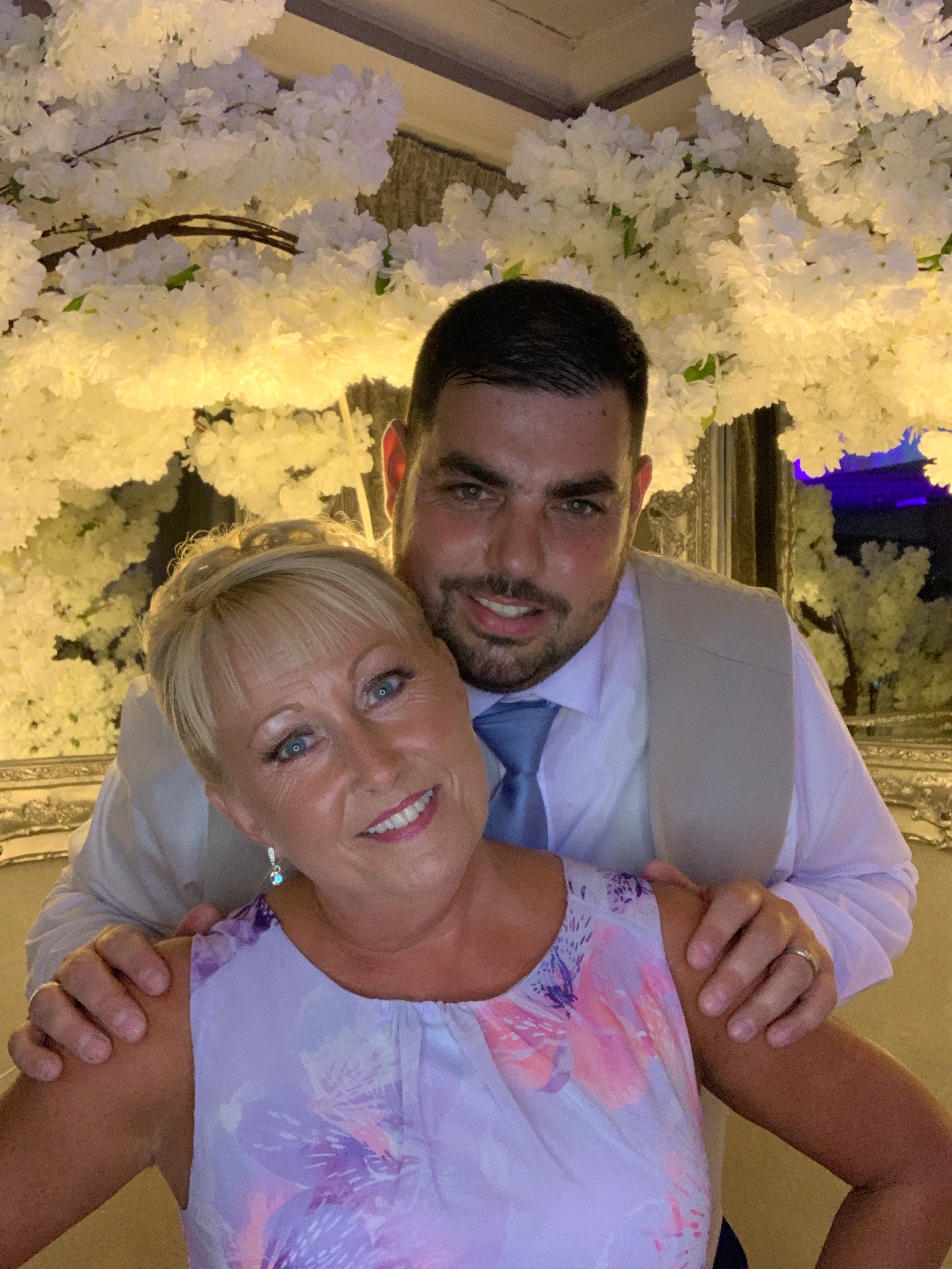 Mr & Mrs Rowson | View more photos from the event at gallery.magicimages.uk/u/MagicImages/Mr-Mrs-Rowson