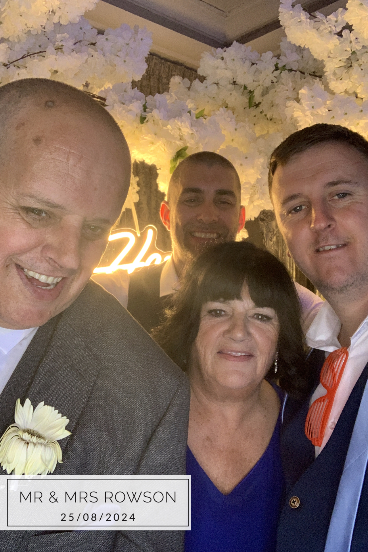 Mr & Mrs Rowson | View more photos from the event at gallery.magicimages.uk/u/MagicImages/Mr-Mrs-Rowson