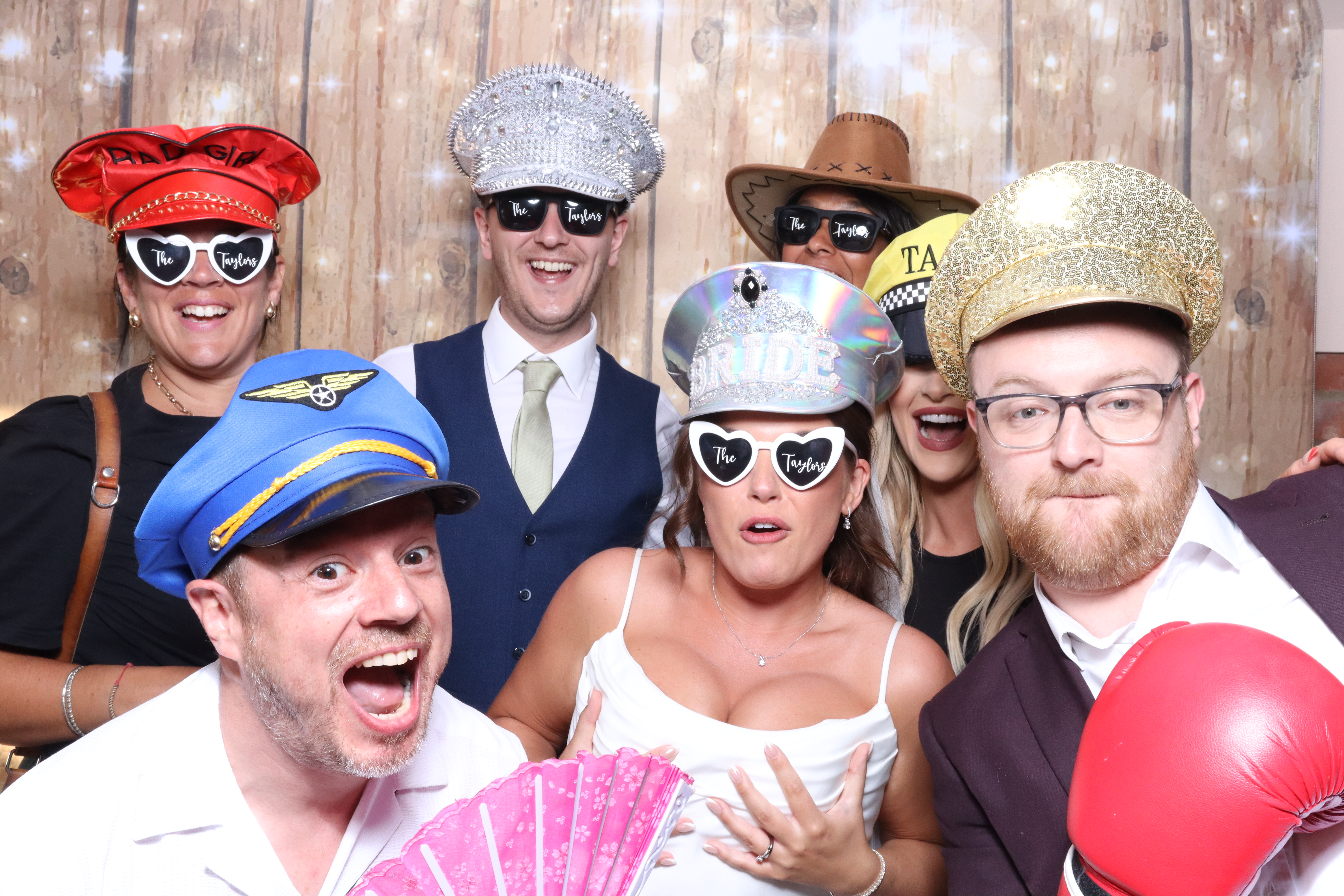 Mr & Mrs Taylor  | View more photos from the event at gallery.magicimages.uk/u/MagicImages/Mr-Mrs-Taylor