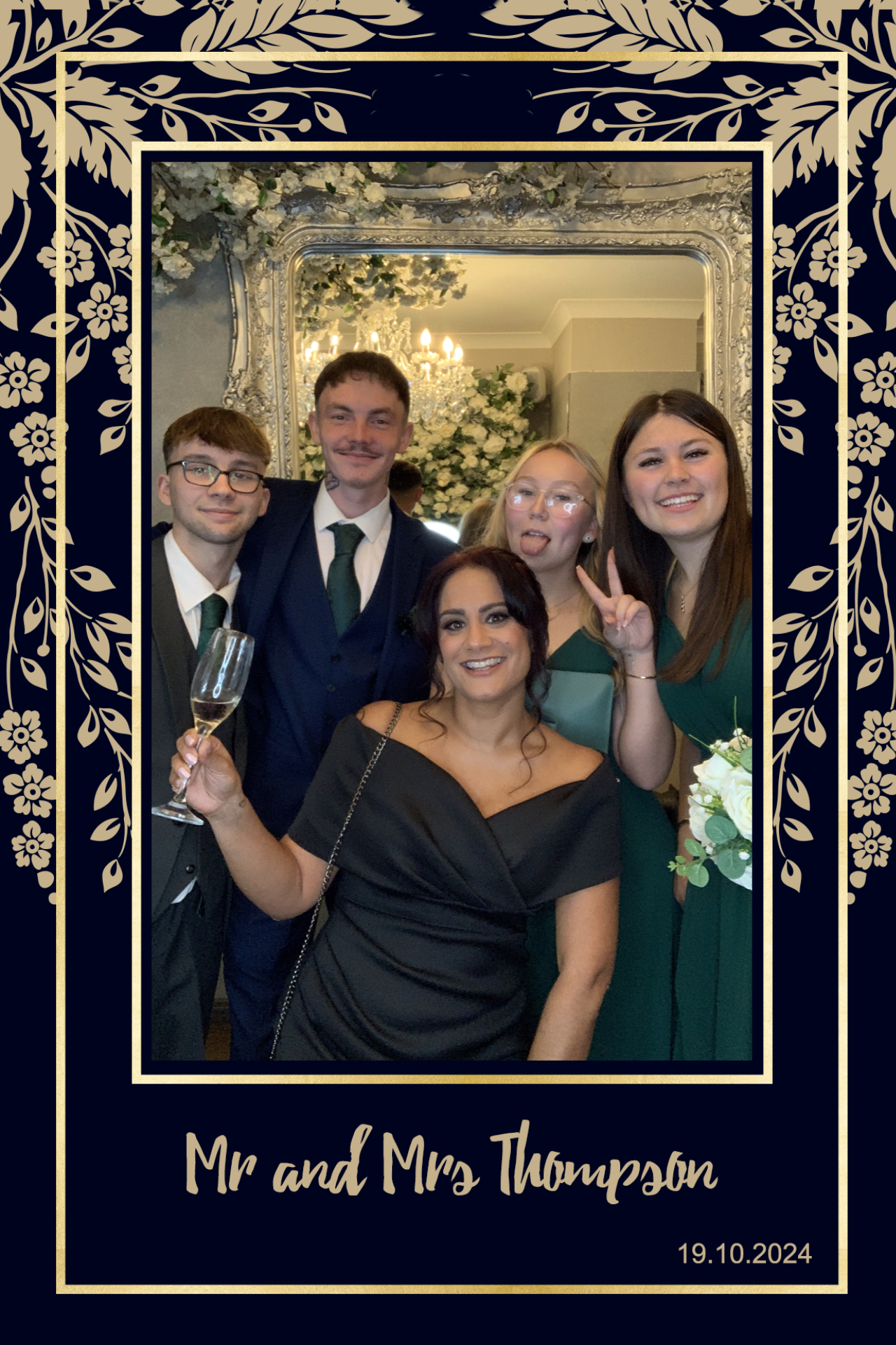 Mr & Mrs Thompson  | View more photos from the event at gallery.magicimages.uk/u/MagicImages/Mr-Mrs-Thompson