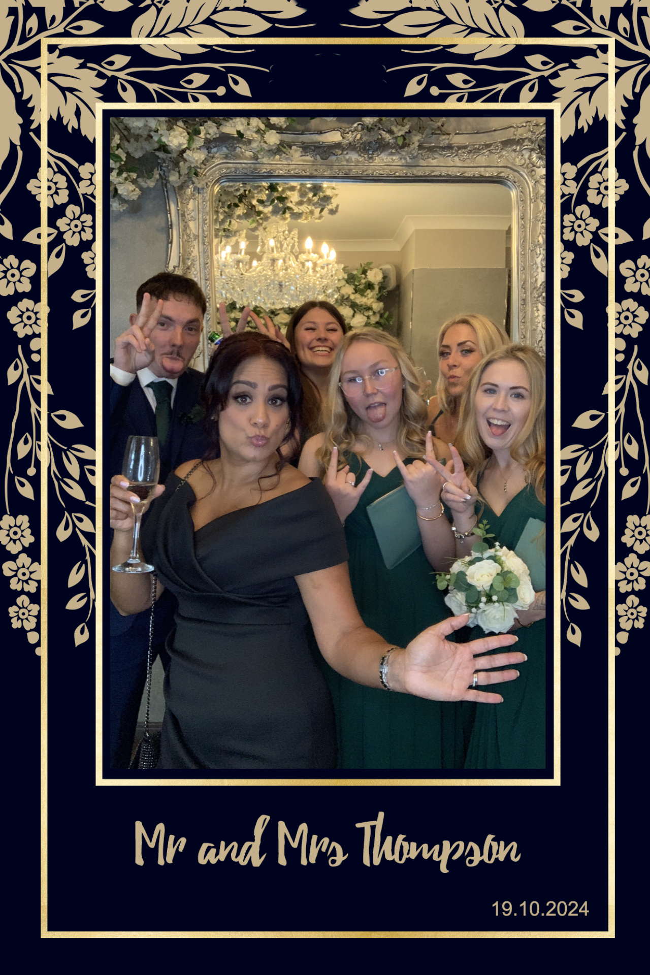 Mr & Mrs Thompson  | View more photos from the event at gallery.magicimages.uk/u/MagicImages/Mr-Mrs-Thompson