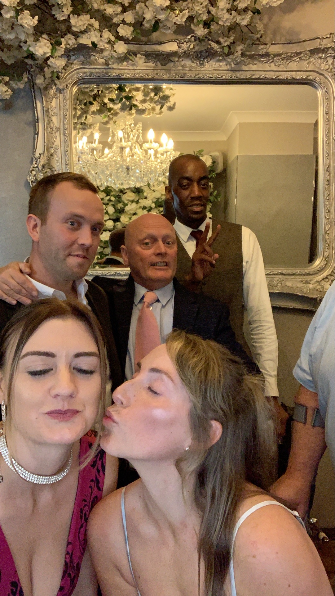 Mr & Mrs Thompson  | View more photos from the event at gallery.magicimages.uk/u/MagicImages/Mr-Mrs-Thompson