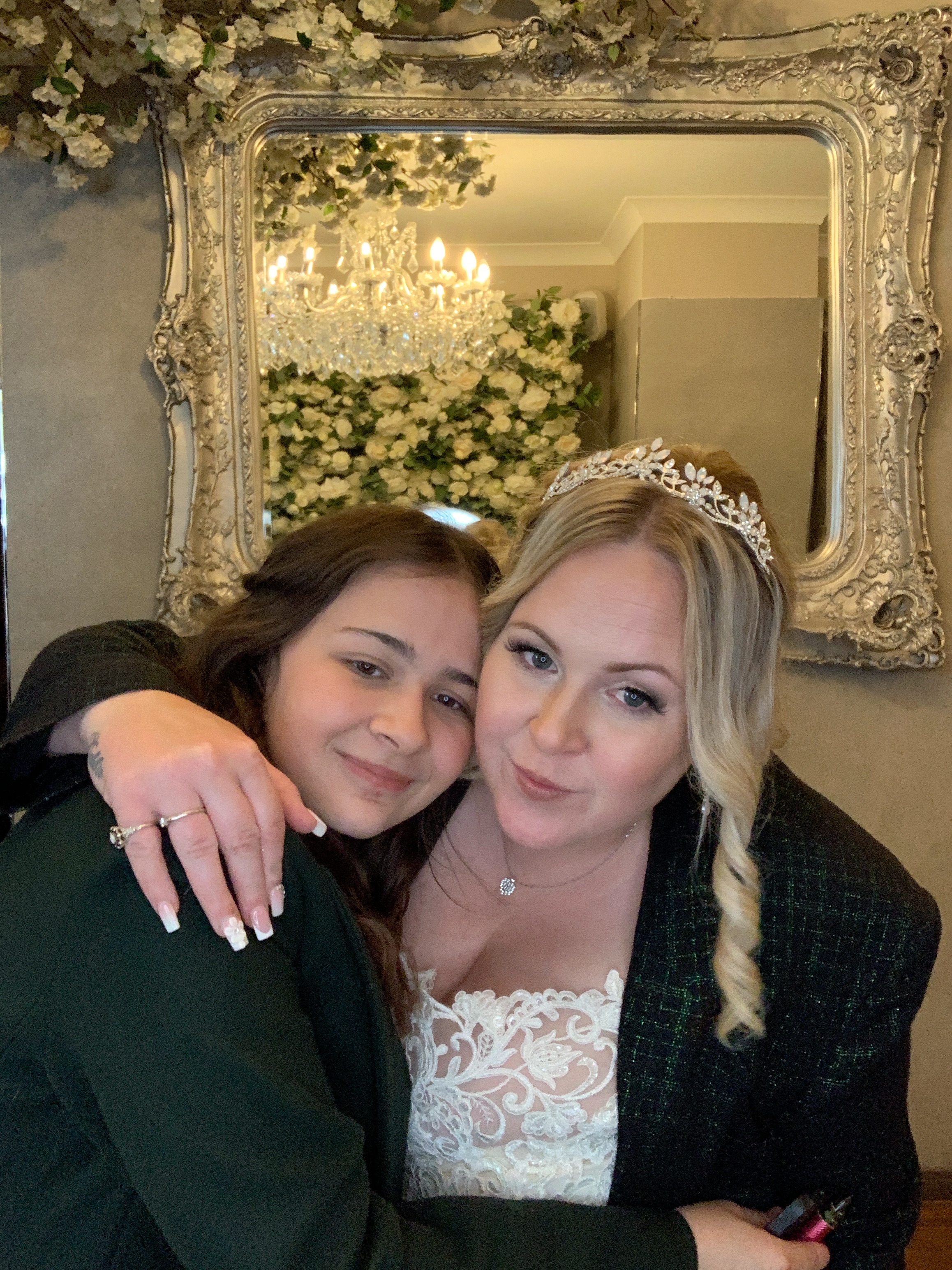 Mr & Mrs Thompson  | View more photos from the event at gallery.magicimages.uk/u/MagicImages/Mr-Mrs-Thompson