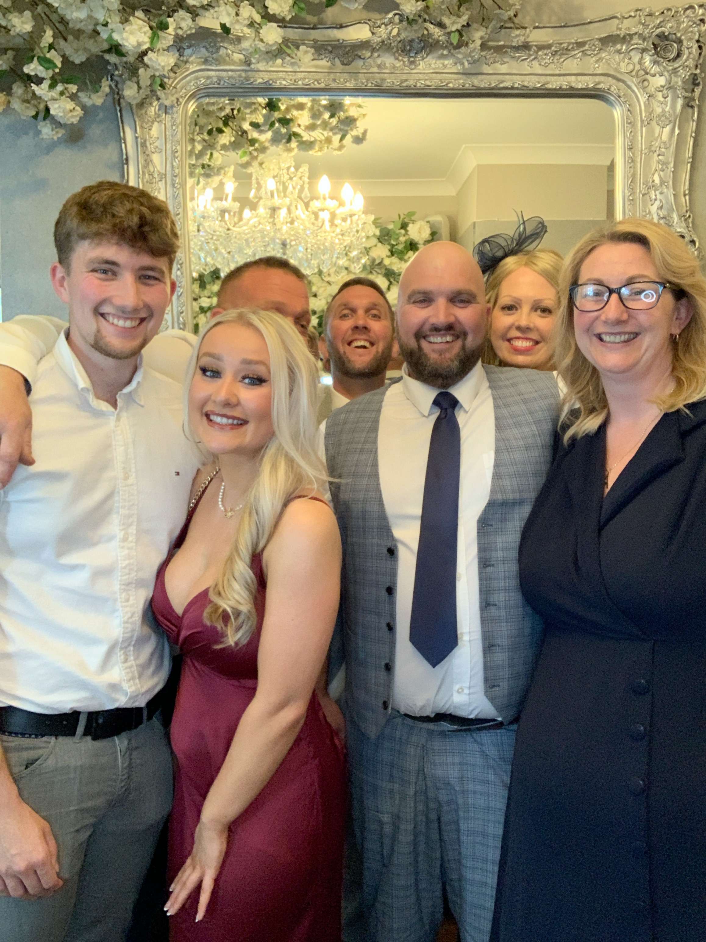 Mr & Mrs Thompson  | View more photos from the event at gallery.magicimages.uk/u/MagicImages/Mr-Mrs-Thompson
