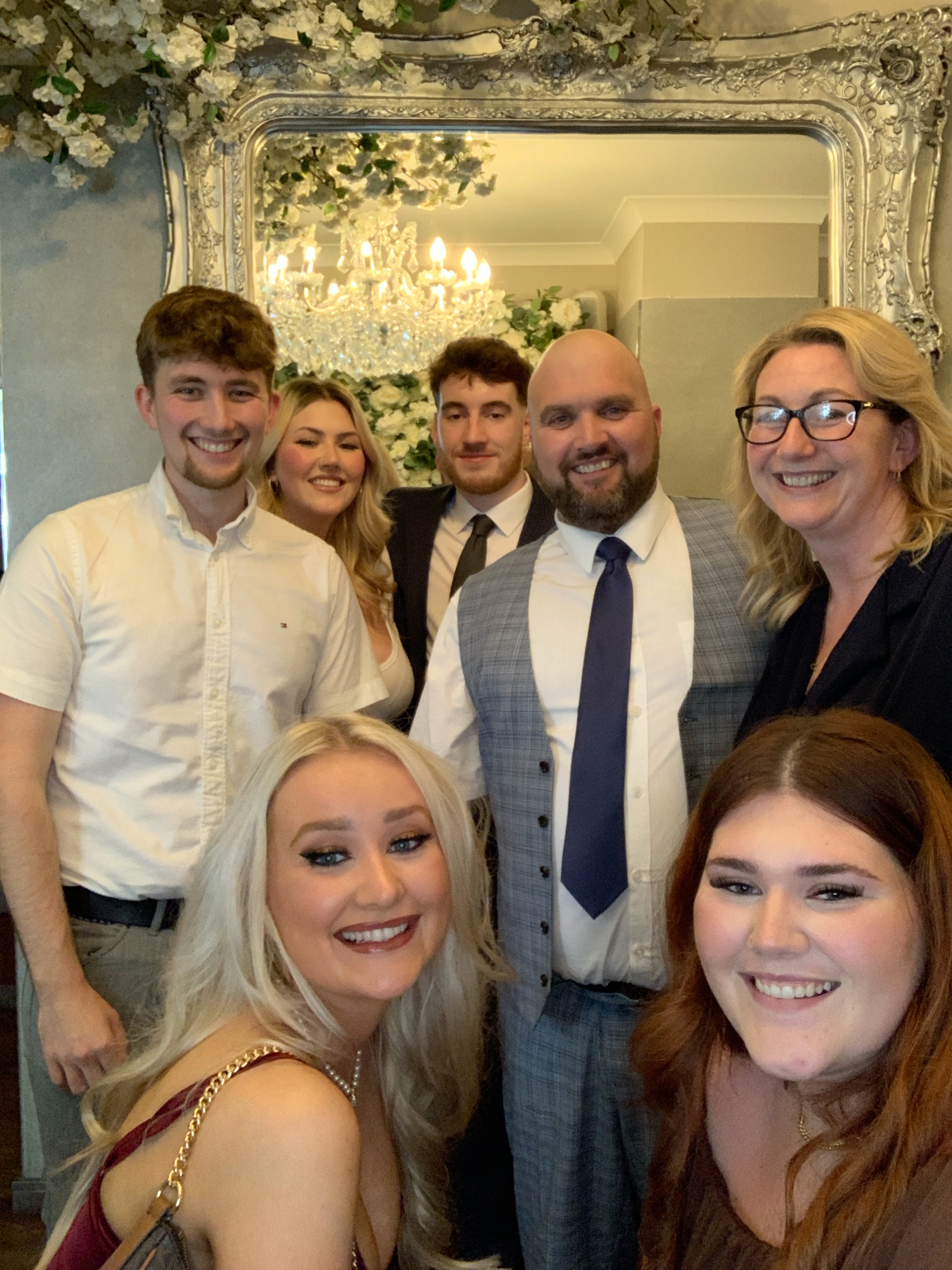 Mr & Mrs Thompson  | View more photos from the event at gallery.magicimages.uk/u/MagicImages/Mr-Mrs-Thompson